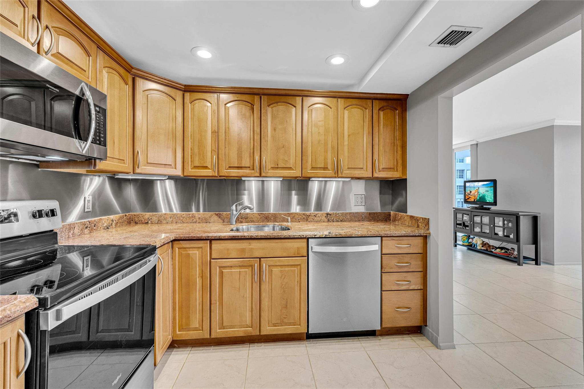 1170 N Federal Hwy 312