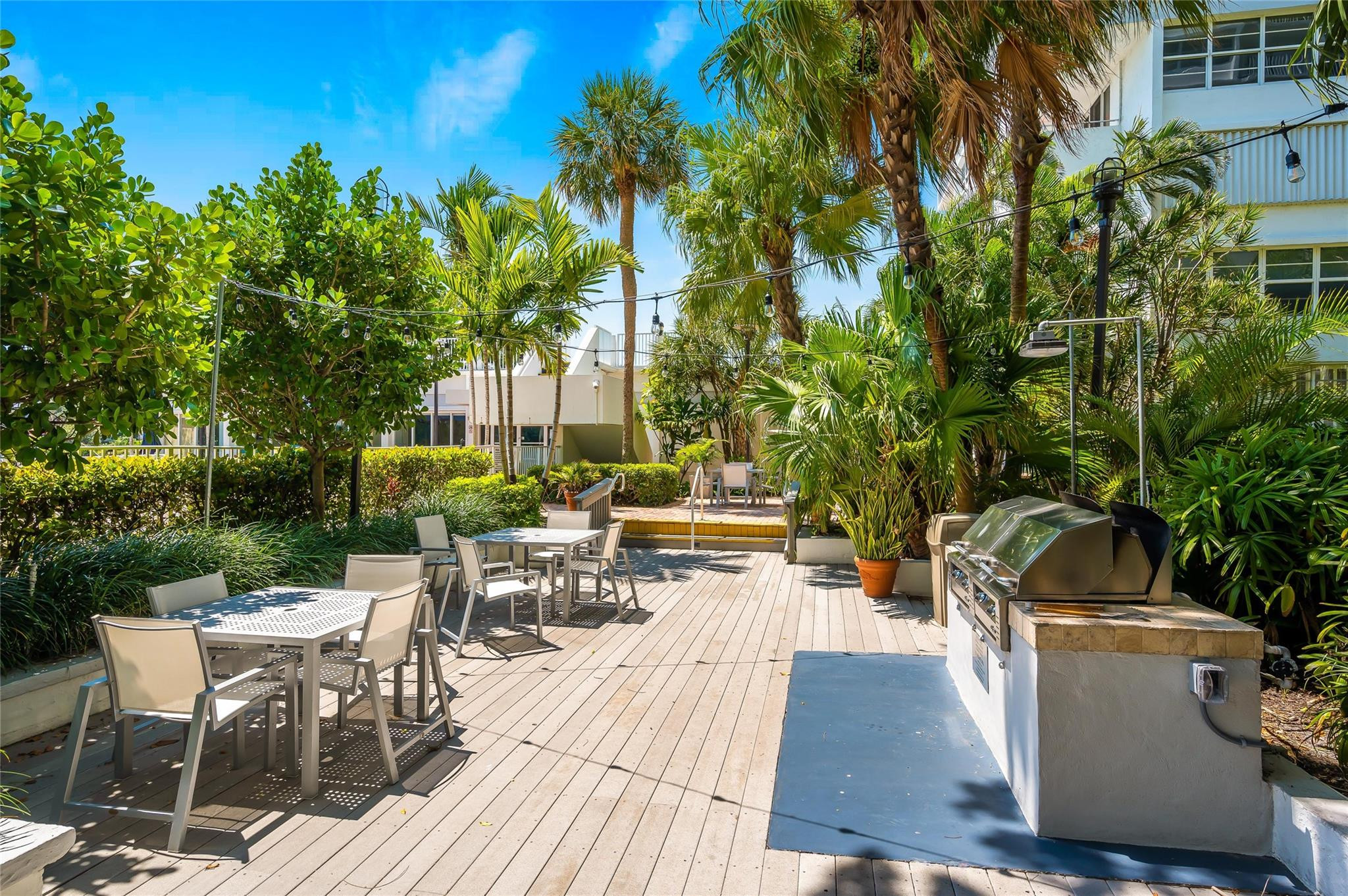 1170 N Federal Hwy 312