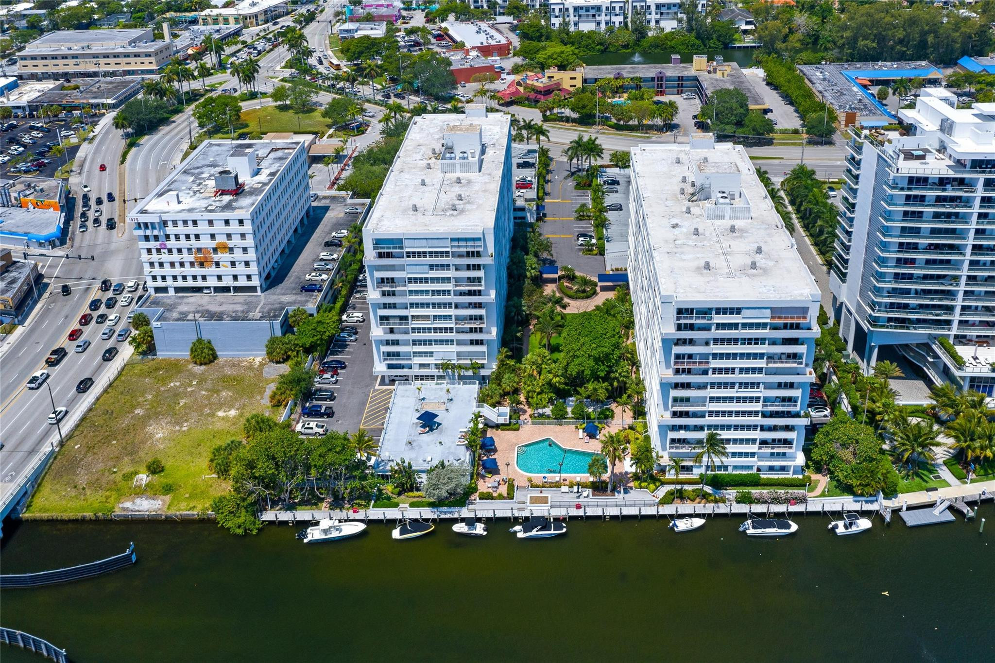 1170 N Federal Hwy 312