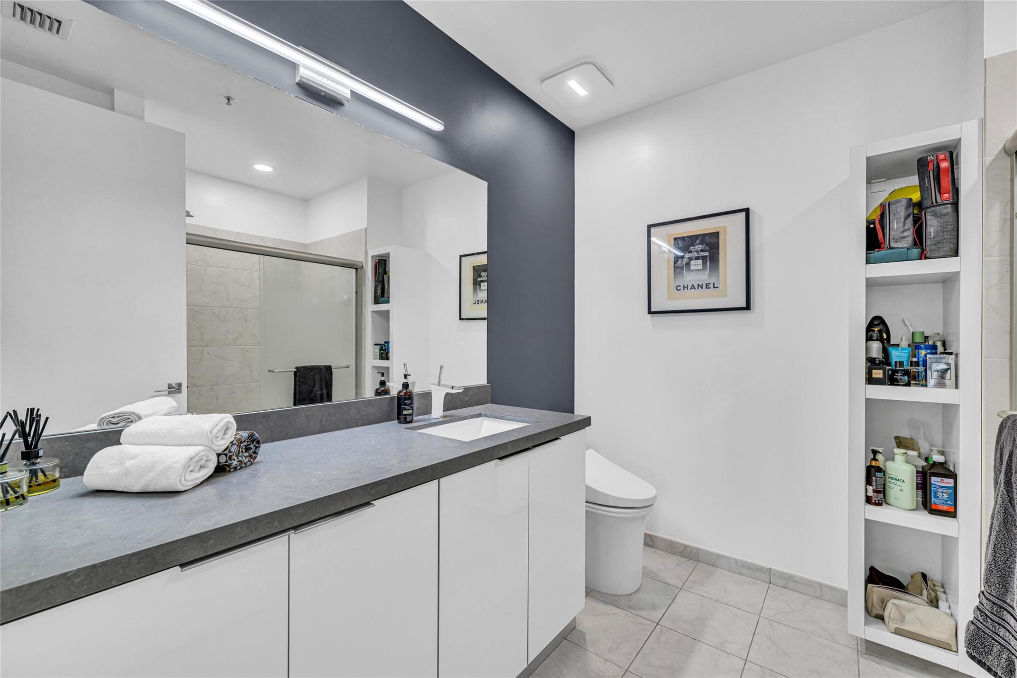 2275 Biscayne Blvd 601