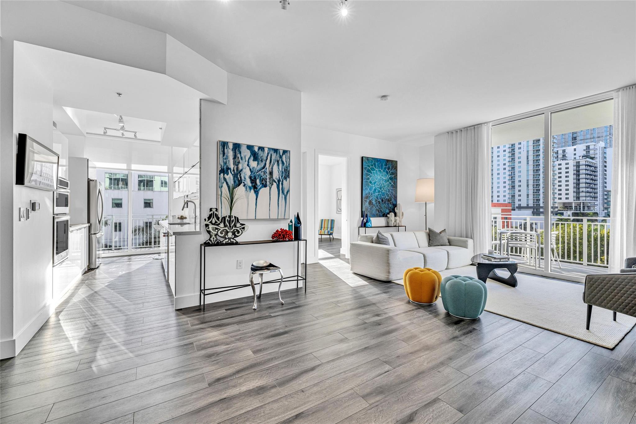 2275 Biscayne Blvd 601
