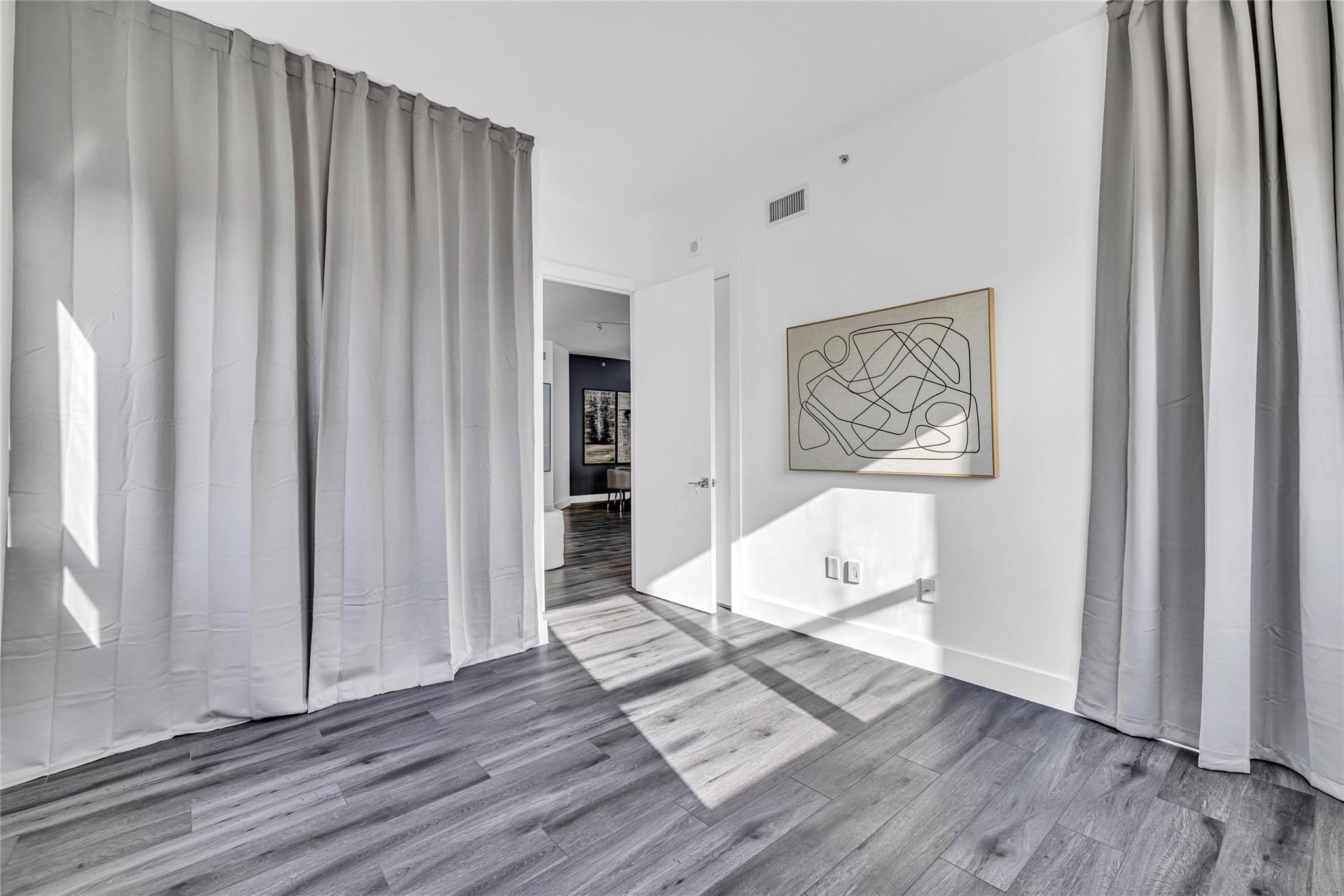 2275 Biscayne Blvd 601