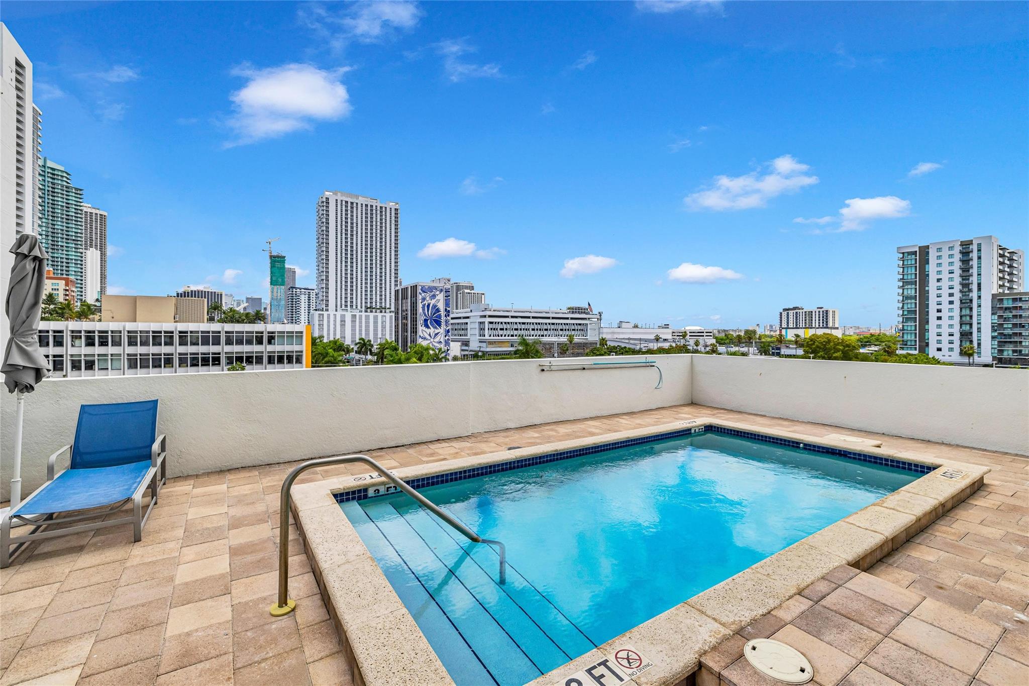 2275 Biscayne Blvd 601
