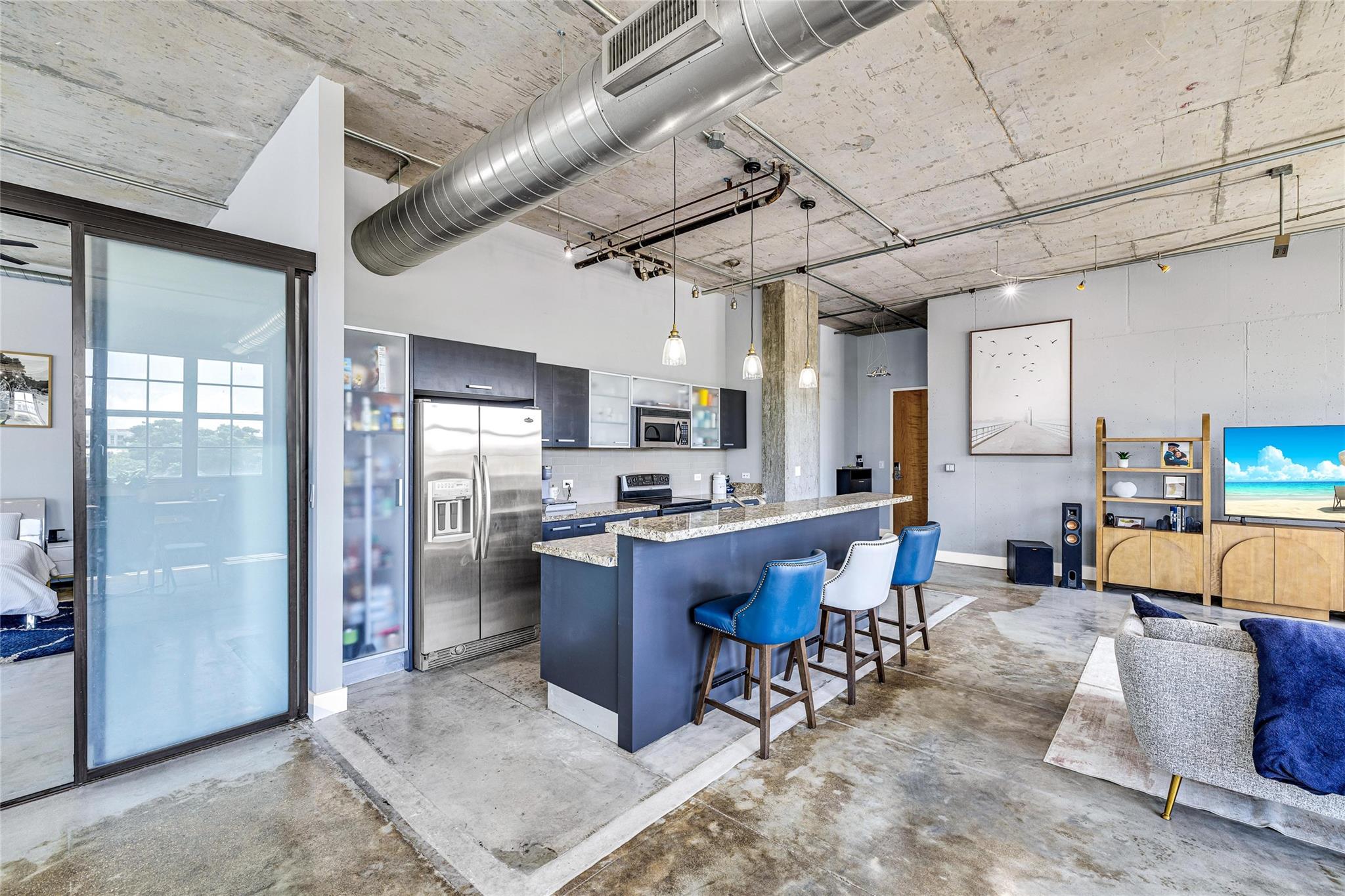 435 N Andrews Ave 301