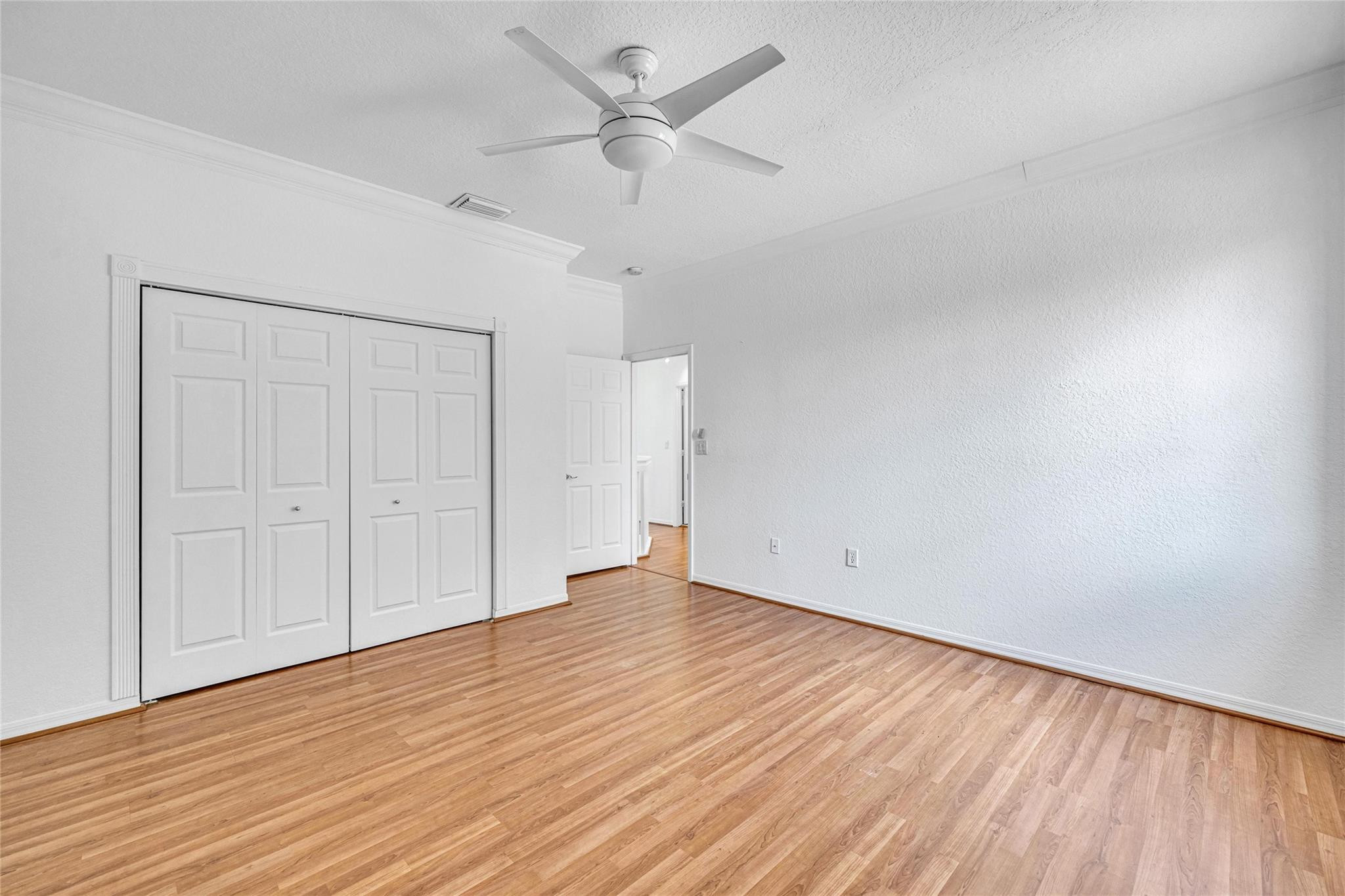 7951 S Aragon Blvd 3