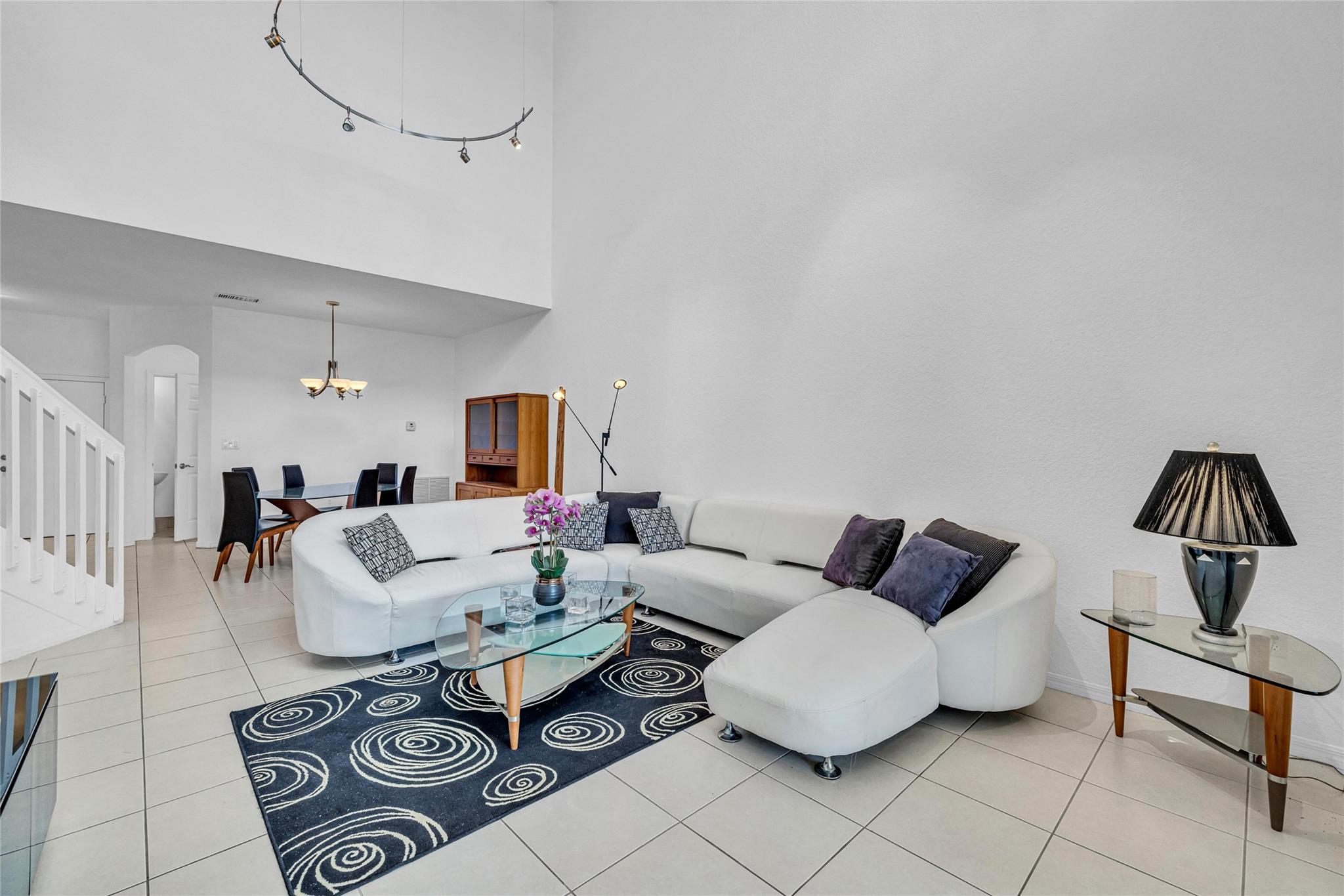 7951 S Aragon Blvd 3