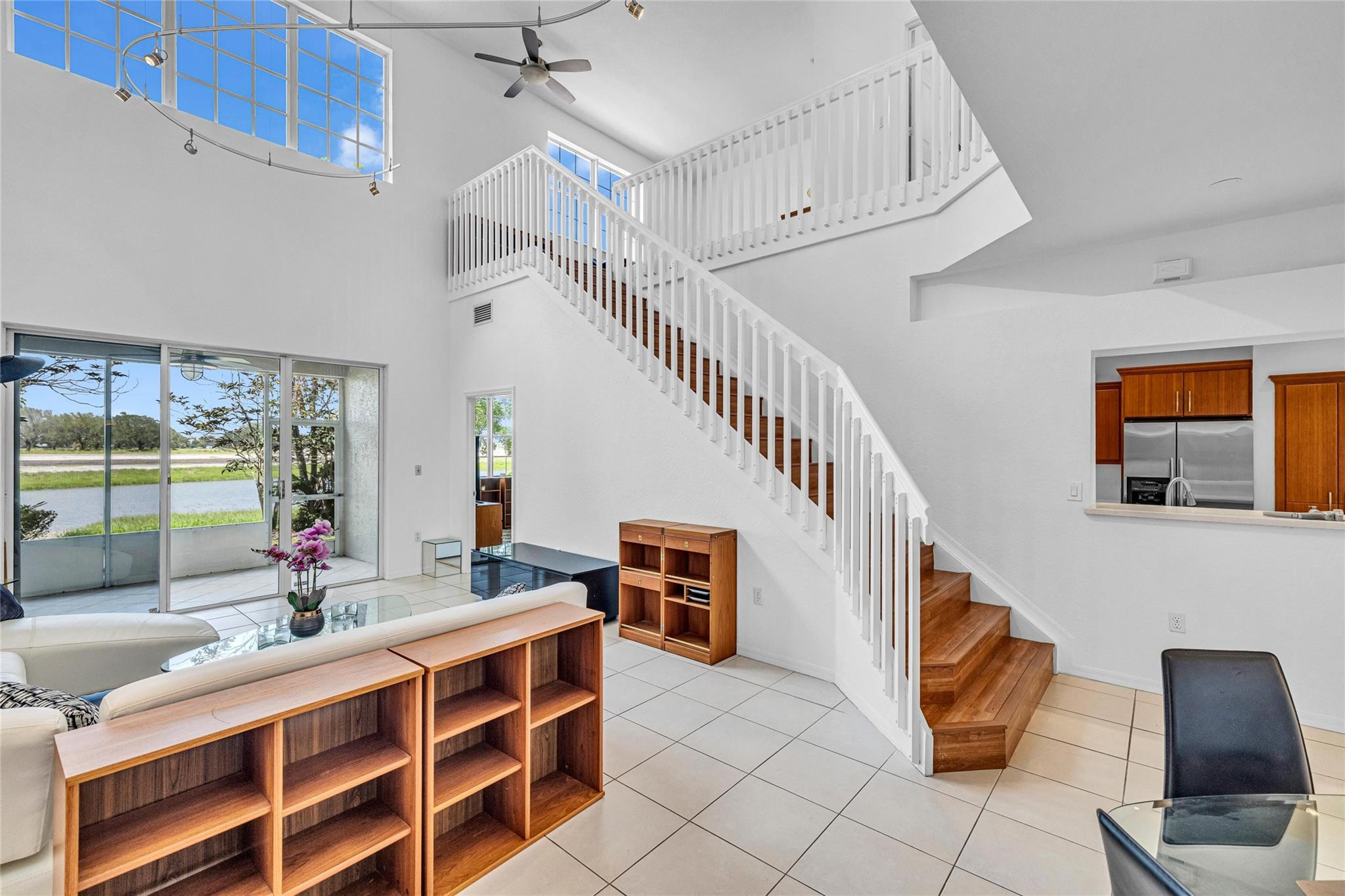 7951 S Aragon Blvd 3