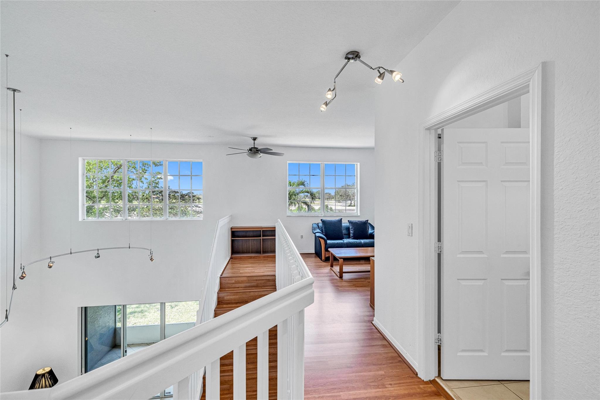 7951 S Aragon Blvd 3