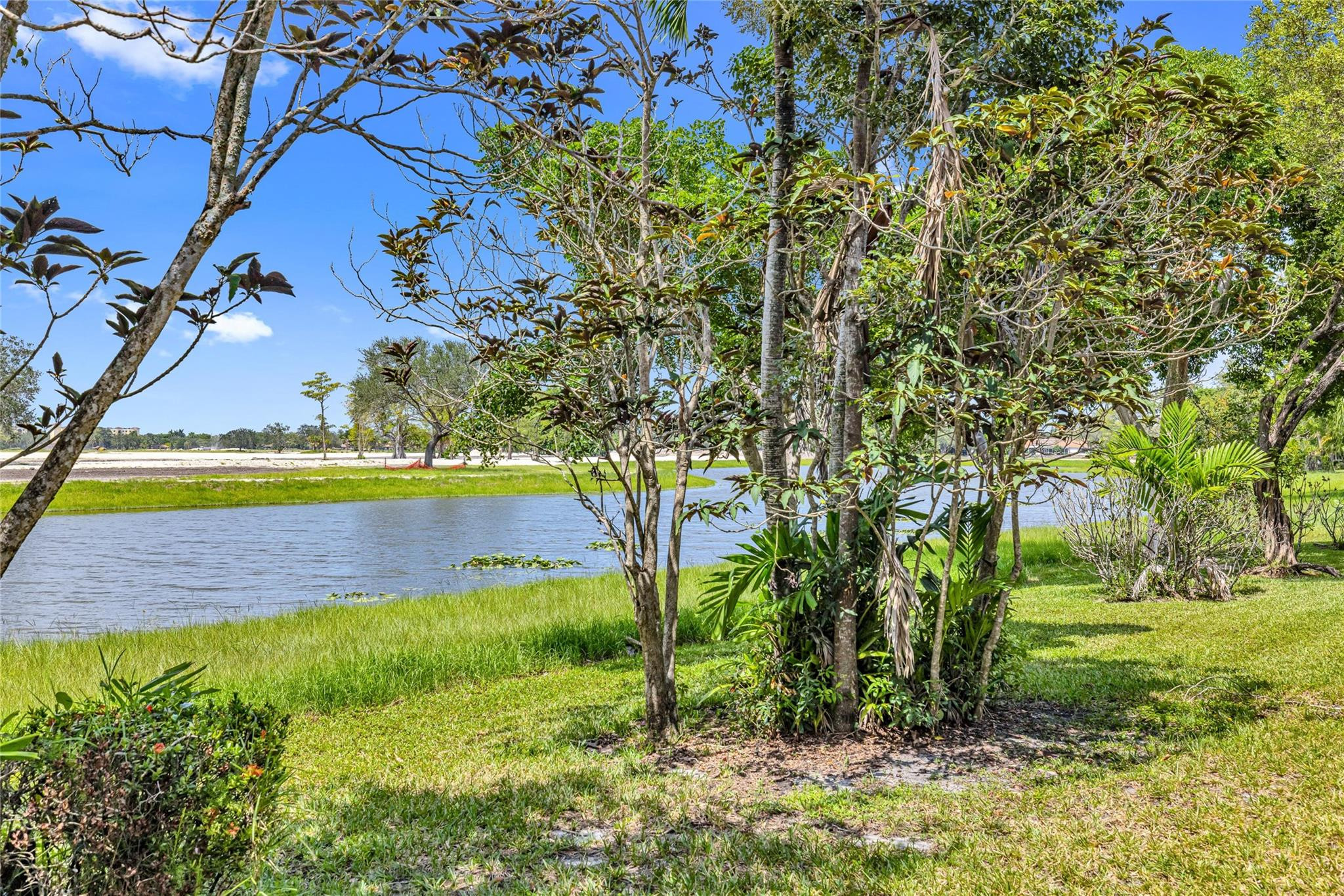 7951 S Aragon Blvd 3