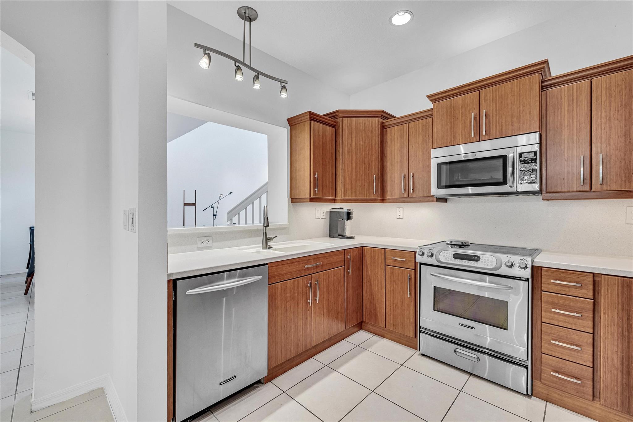 7951 S Aragon Blvd 3