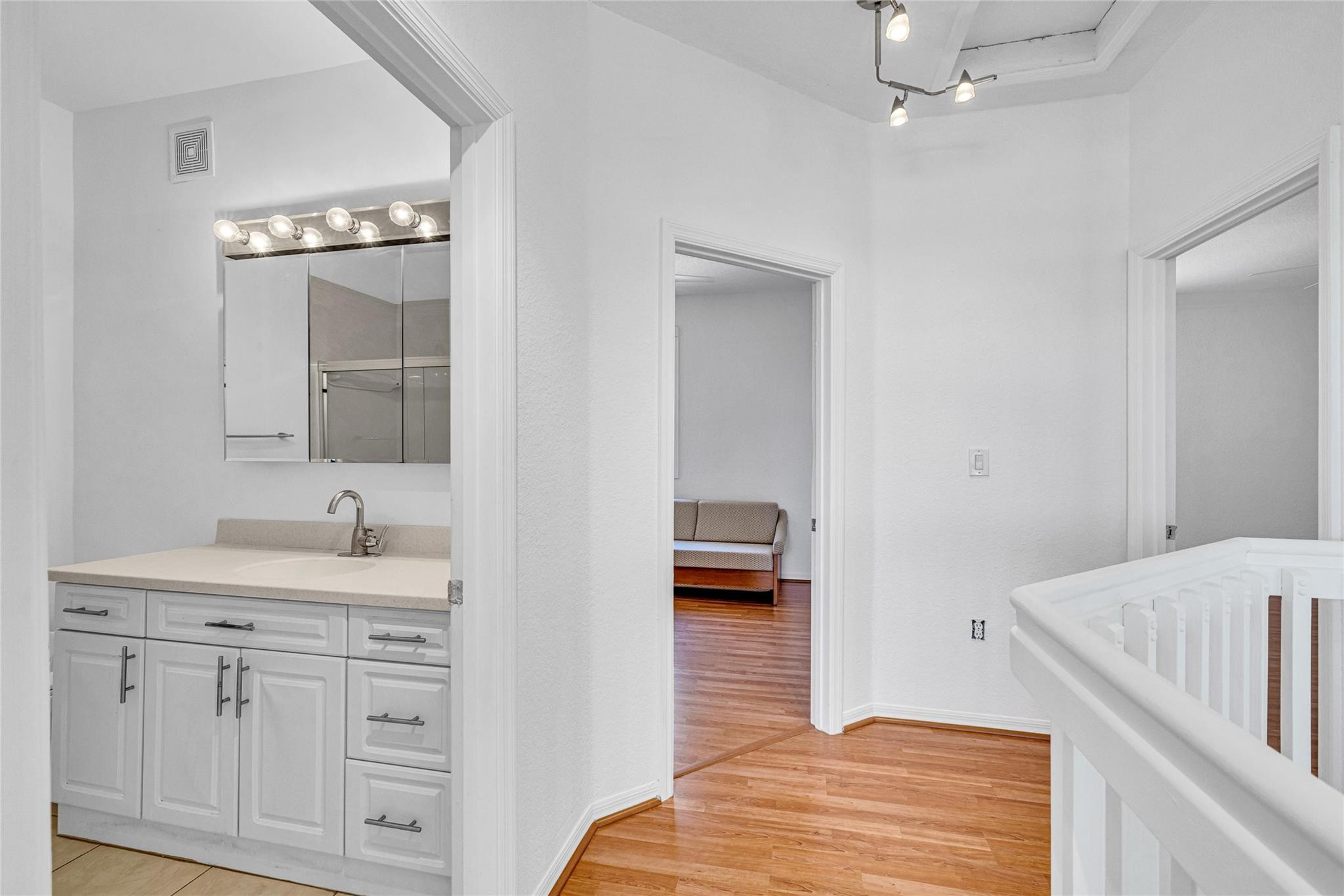 7951 S Aragon Blvd 3