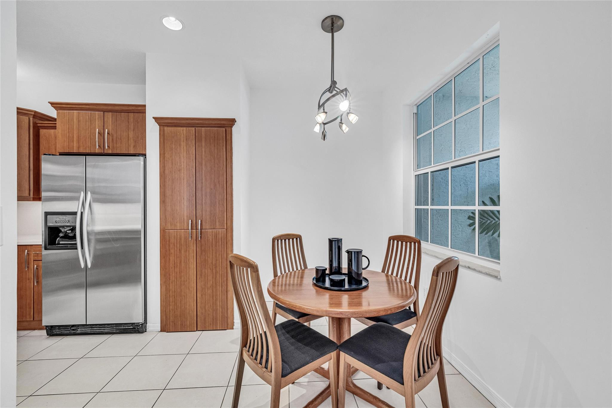 7951 S Aragon Blvd 3