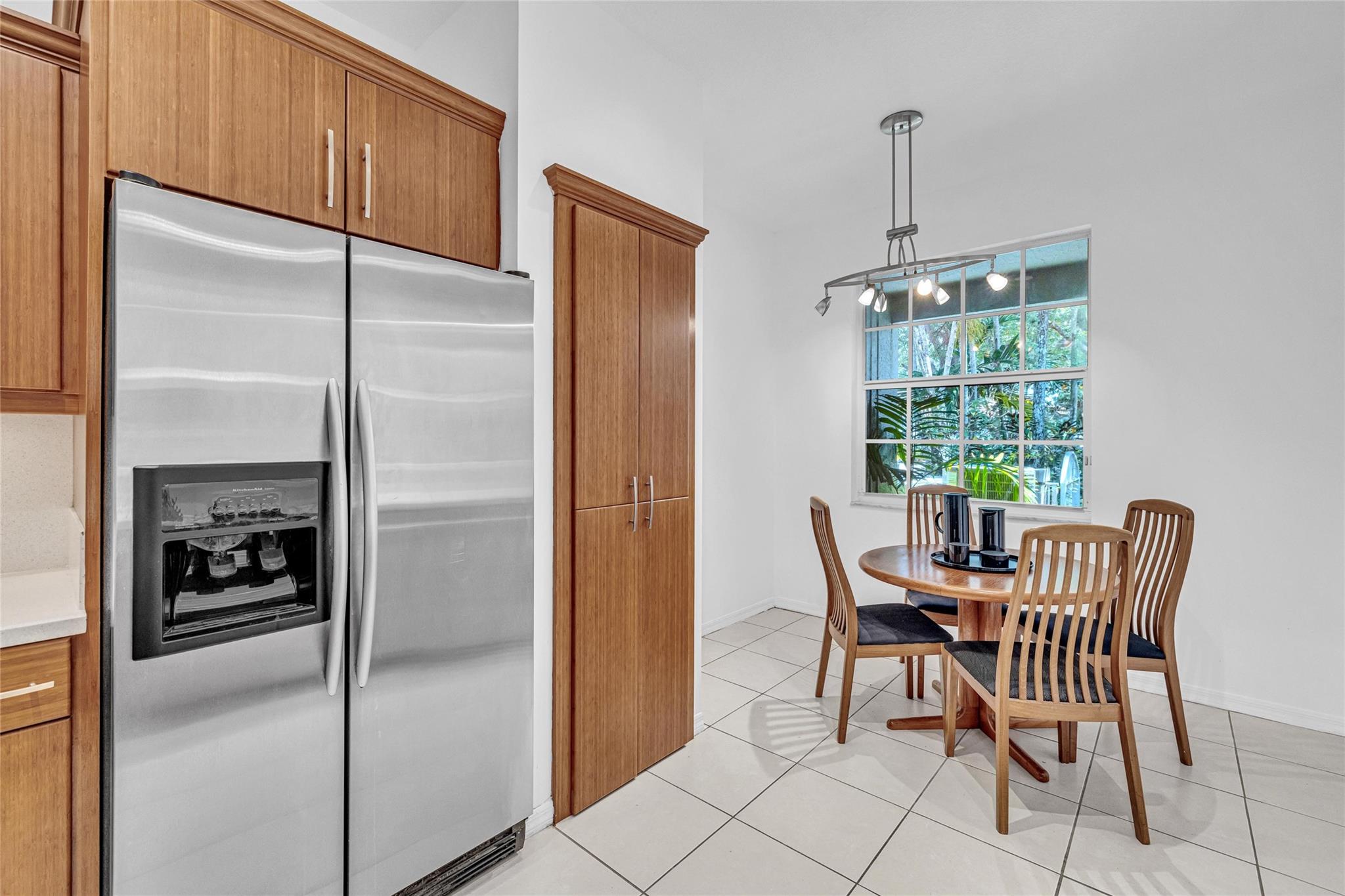 7951 S Aragon Blvd 3