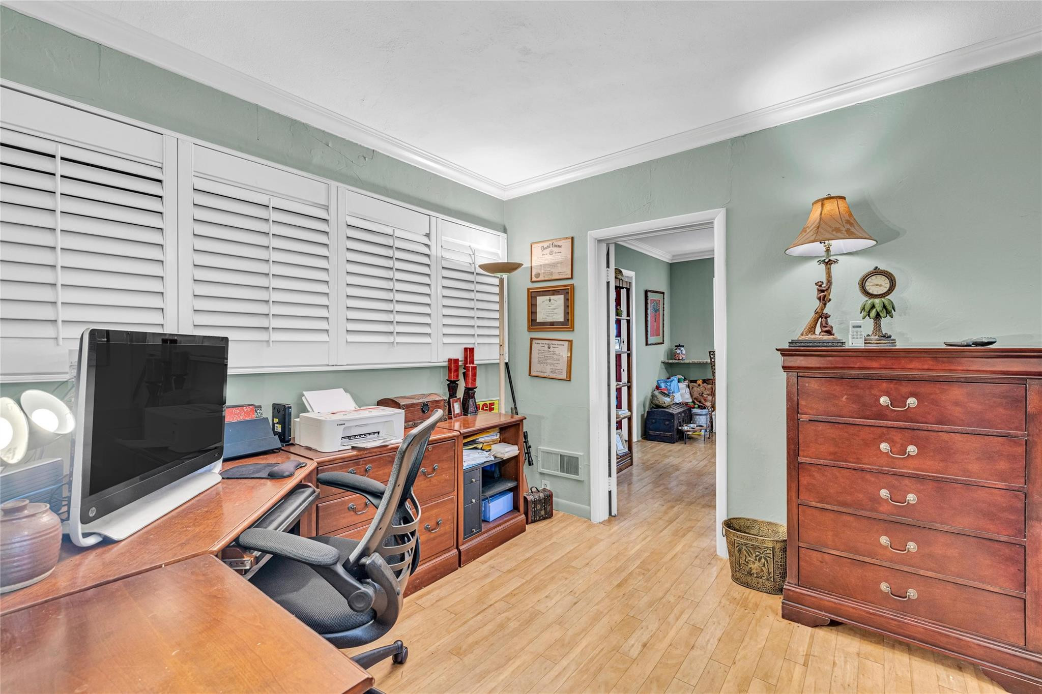 2518 Barcelona Dr