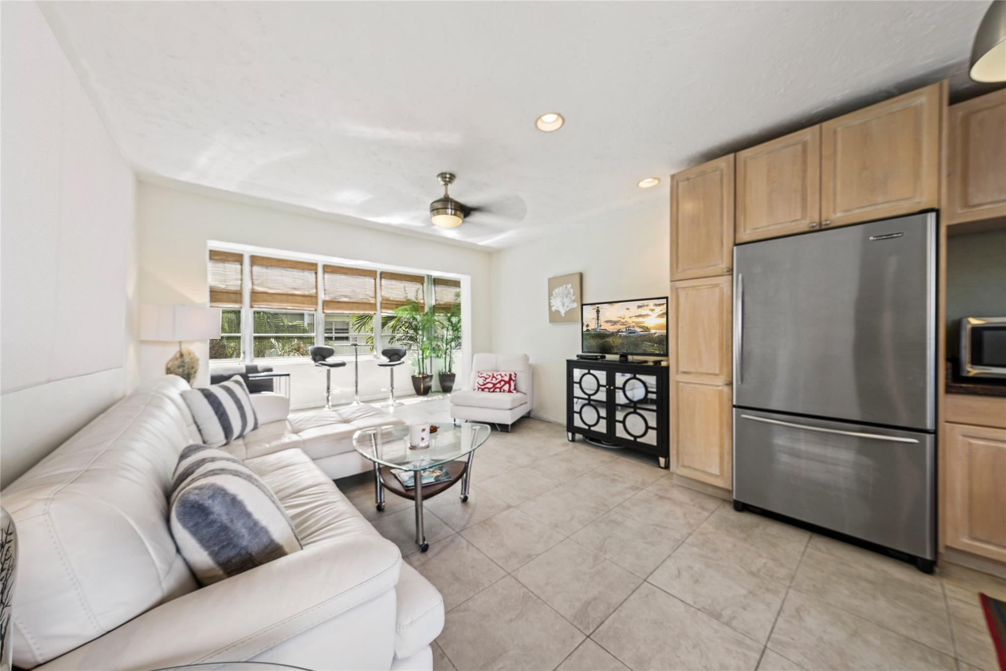 1000 SE 4th St 311