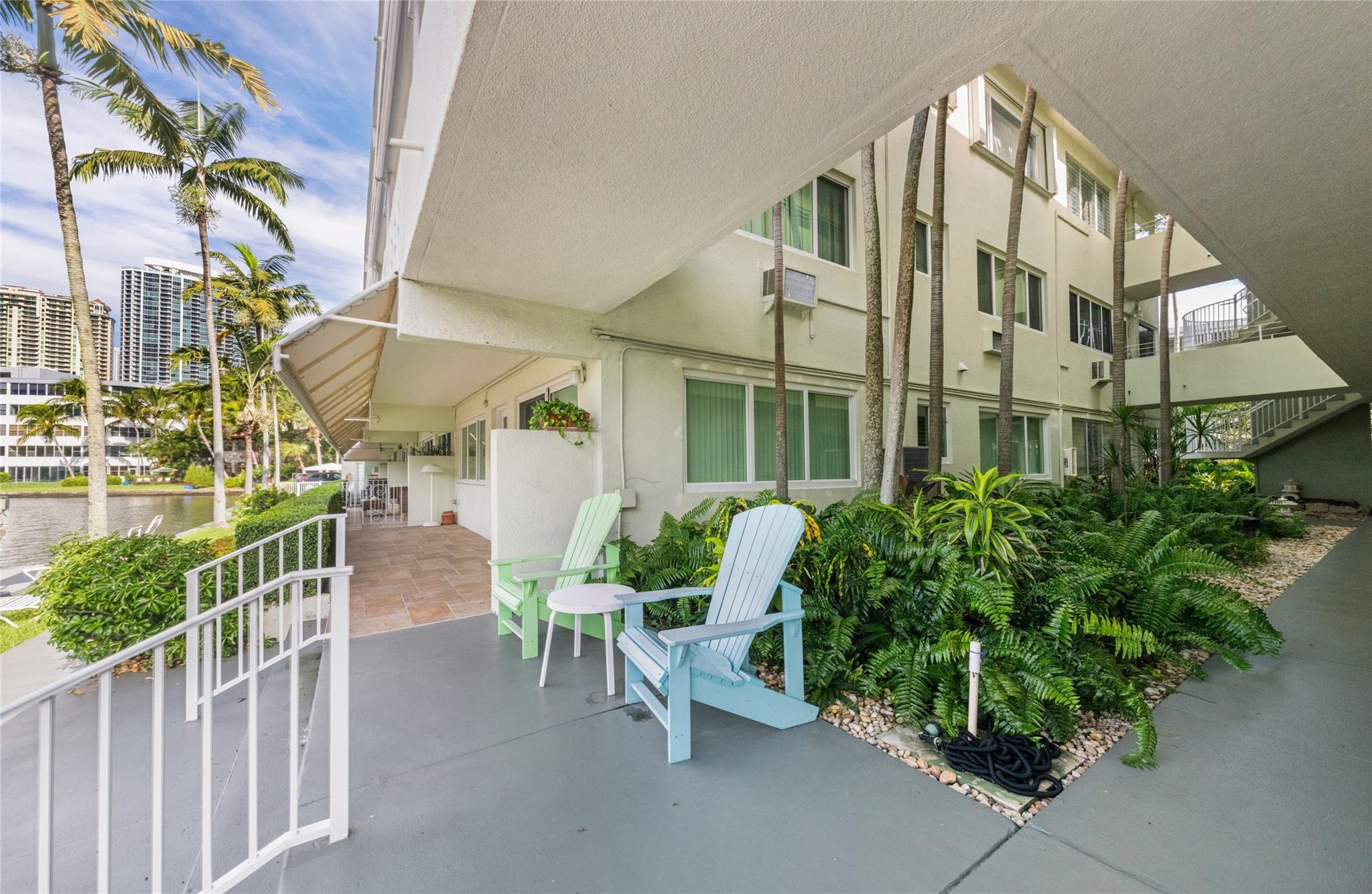 1000 SE 4th St 311