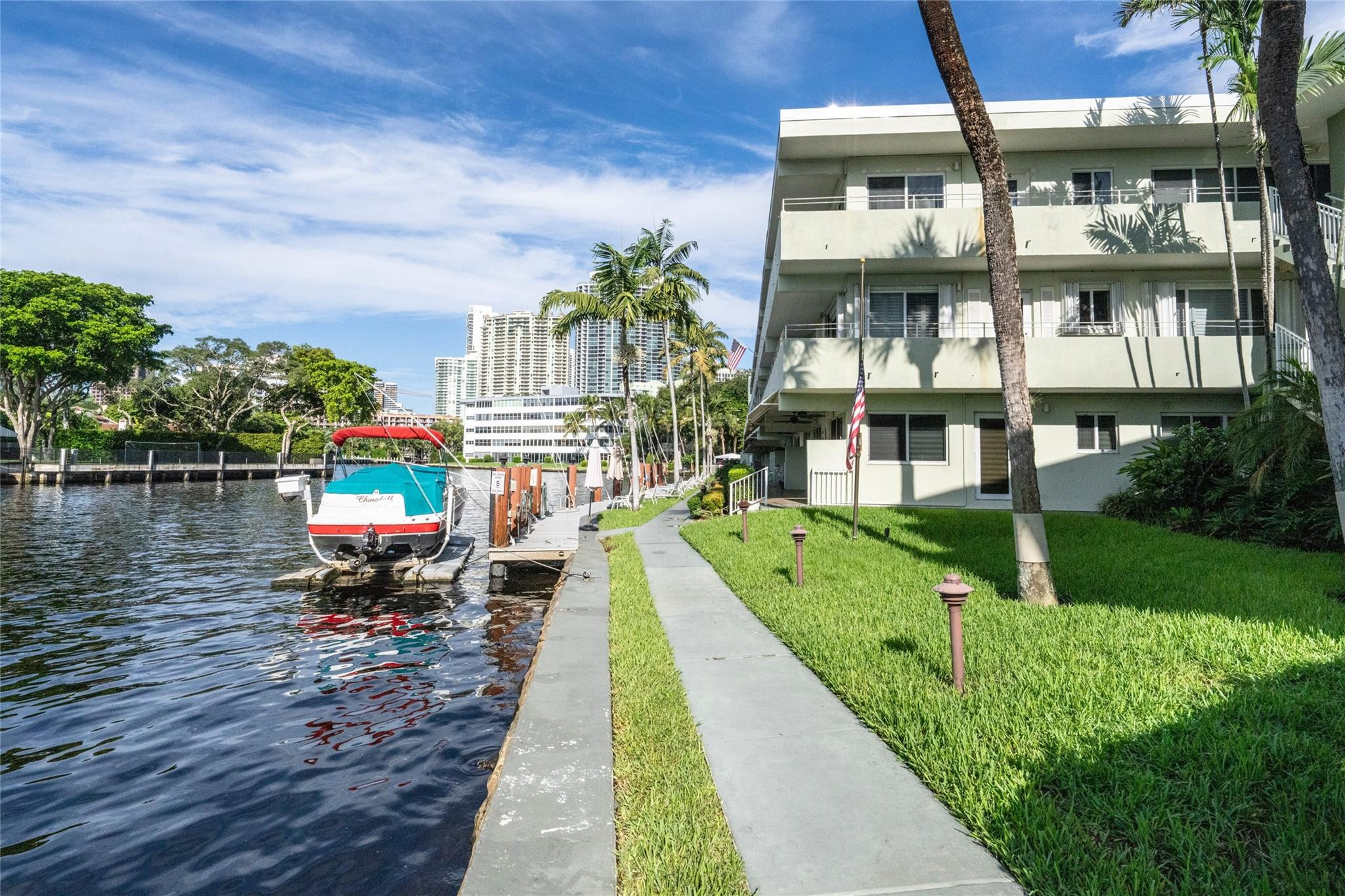 1000 SE 4th St 311