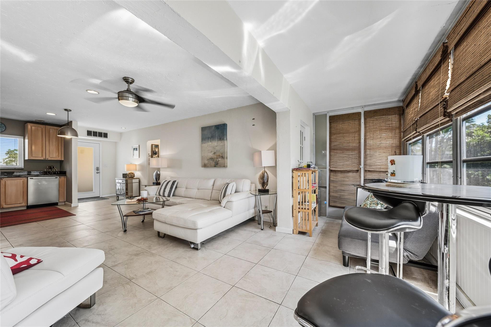 1000 SE 4th St 311