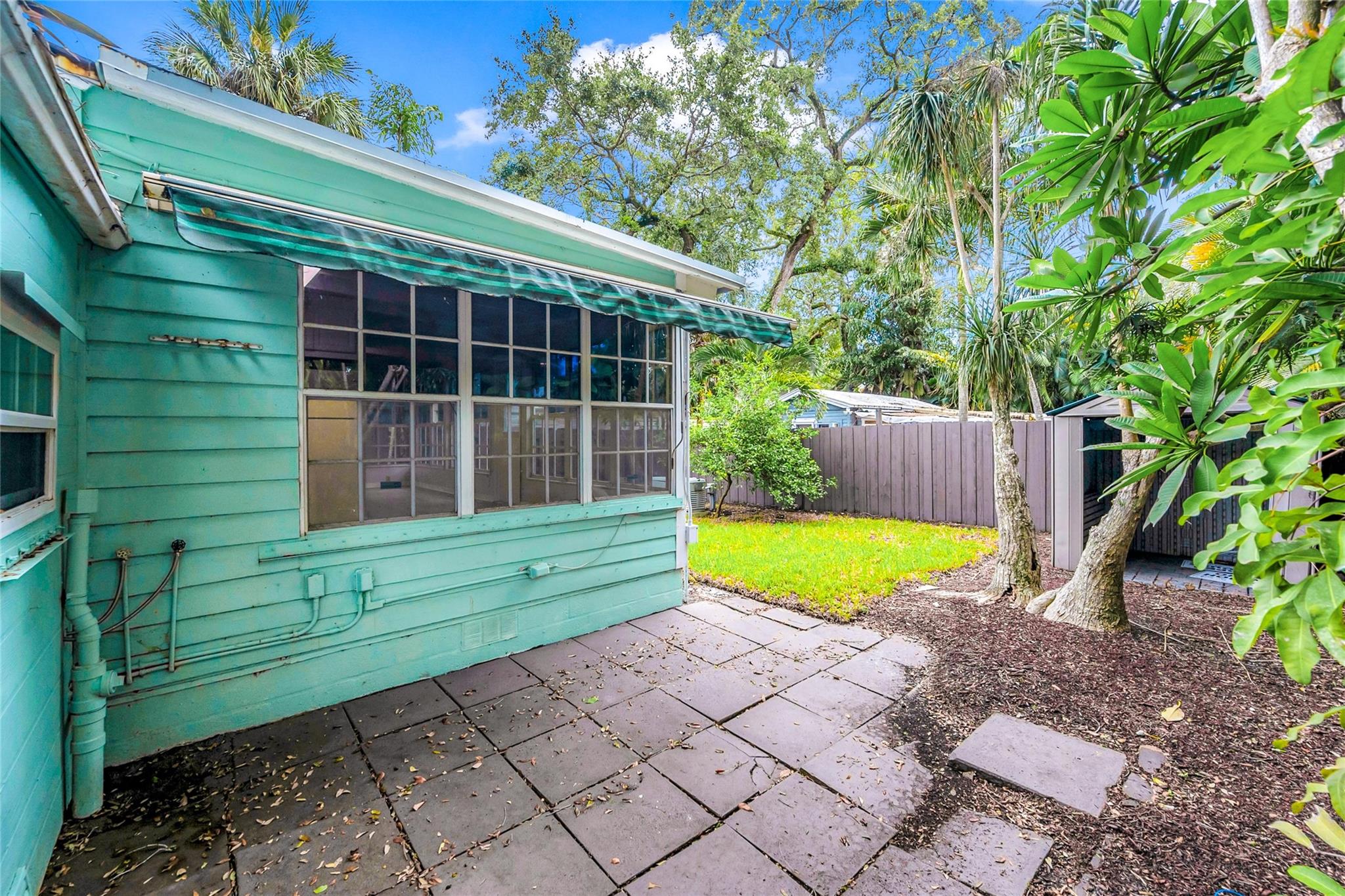 804 SW 4th St front