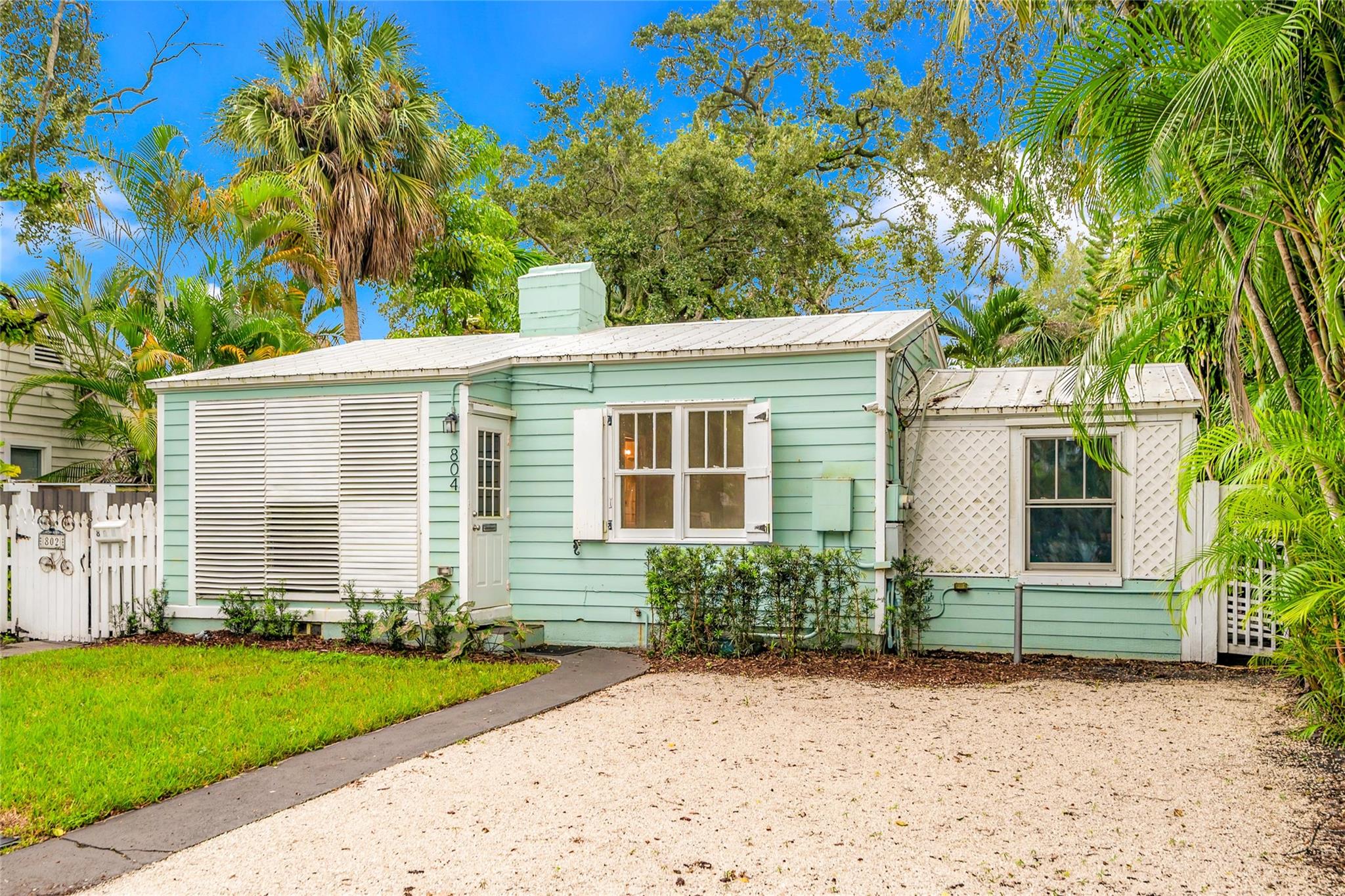 804 SW 4th St front