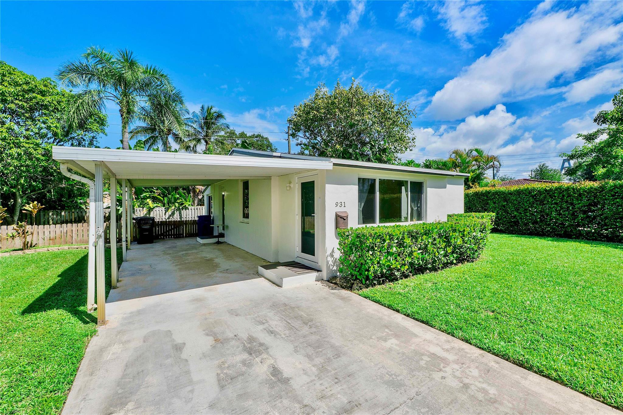 931 SW 21st Ct
