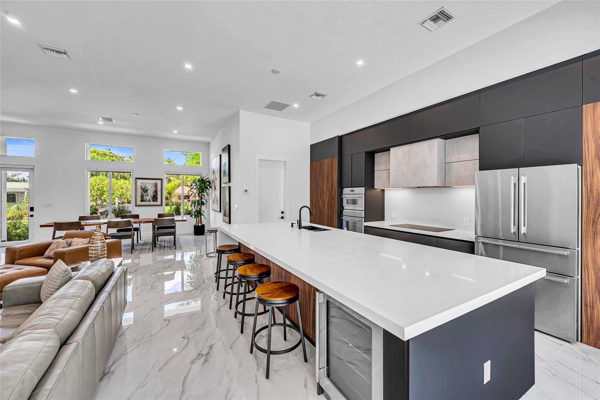 4440 NE 15th Ter