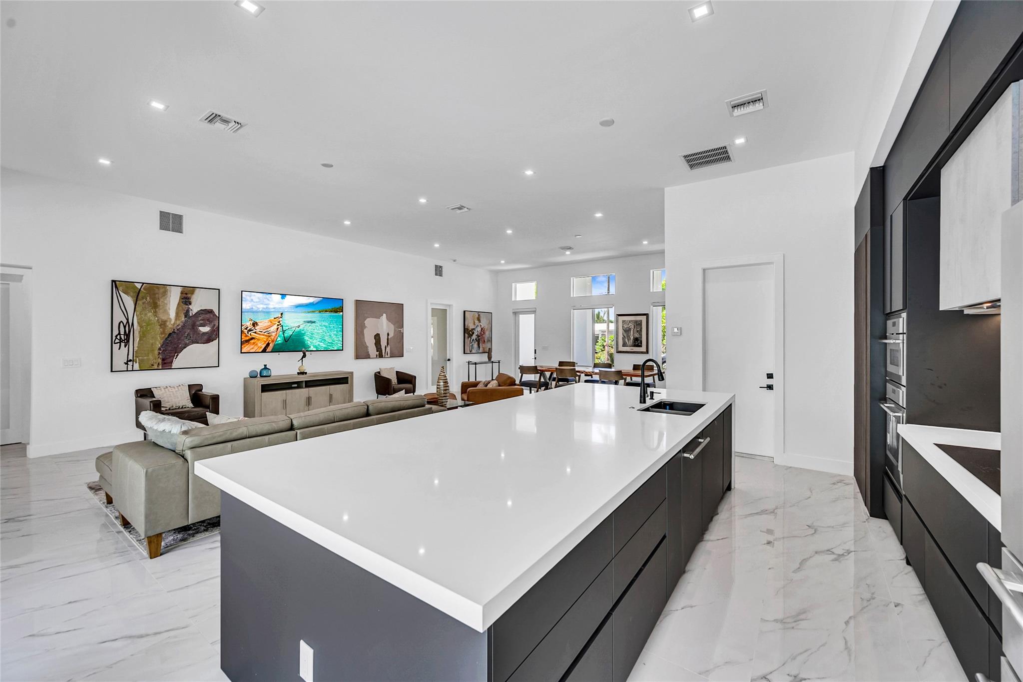 4440 NE 15th Ter