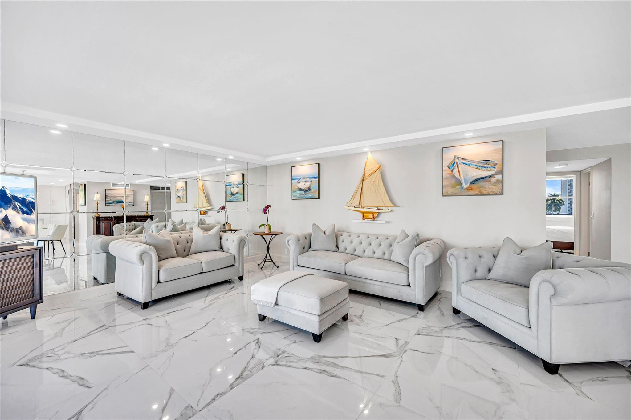 2800 E Sunrise Blvd 5B