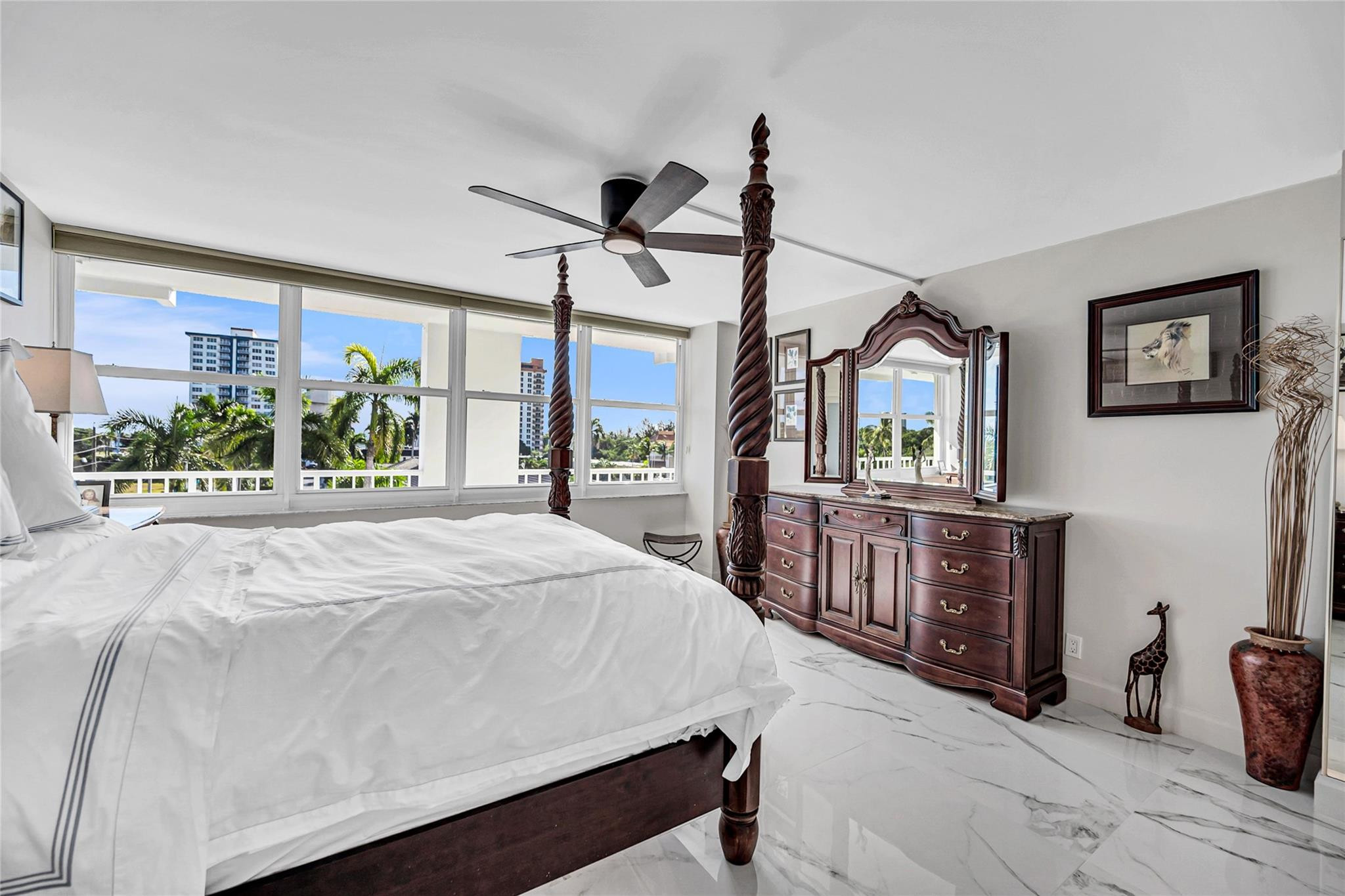 2800 E Sunrise Blvd 5B