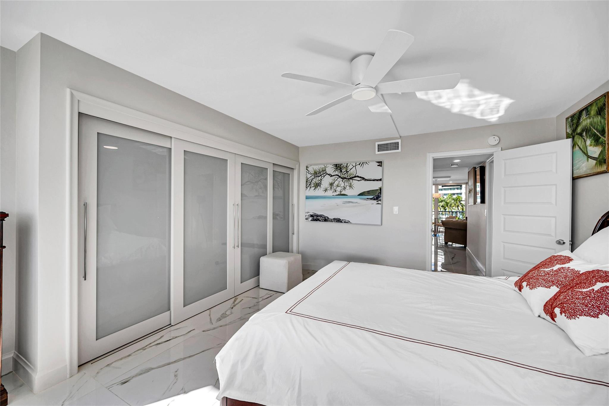 2800 E Sunrise Blvd 5B