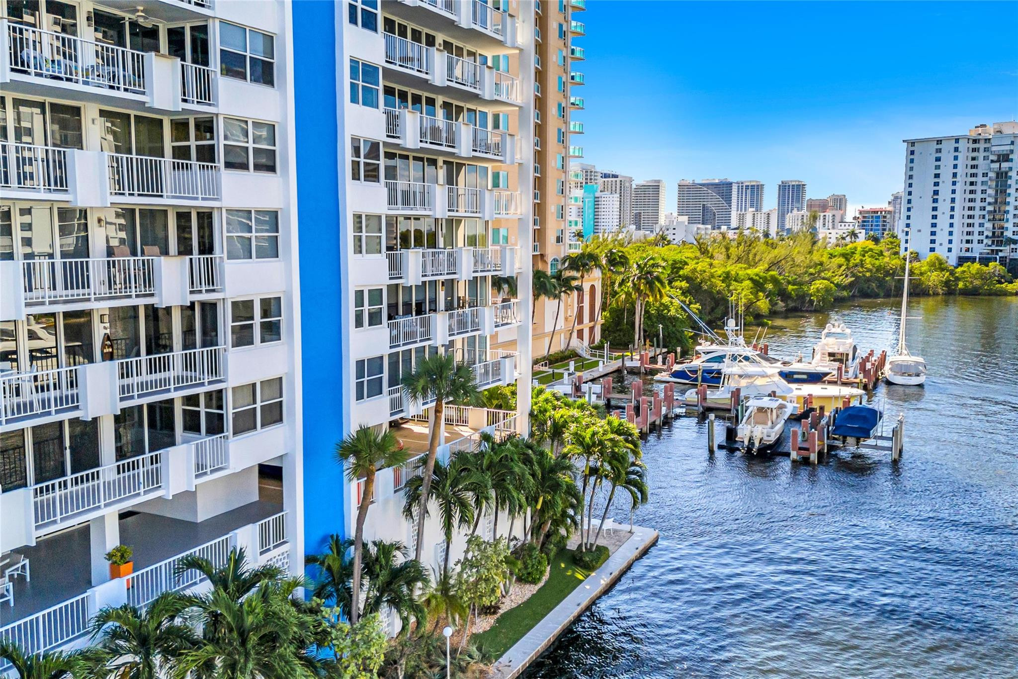 2800 E Sunrise Blvd 5B