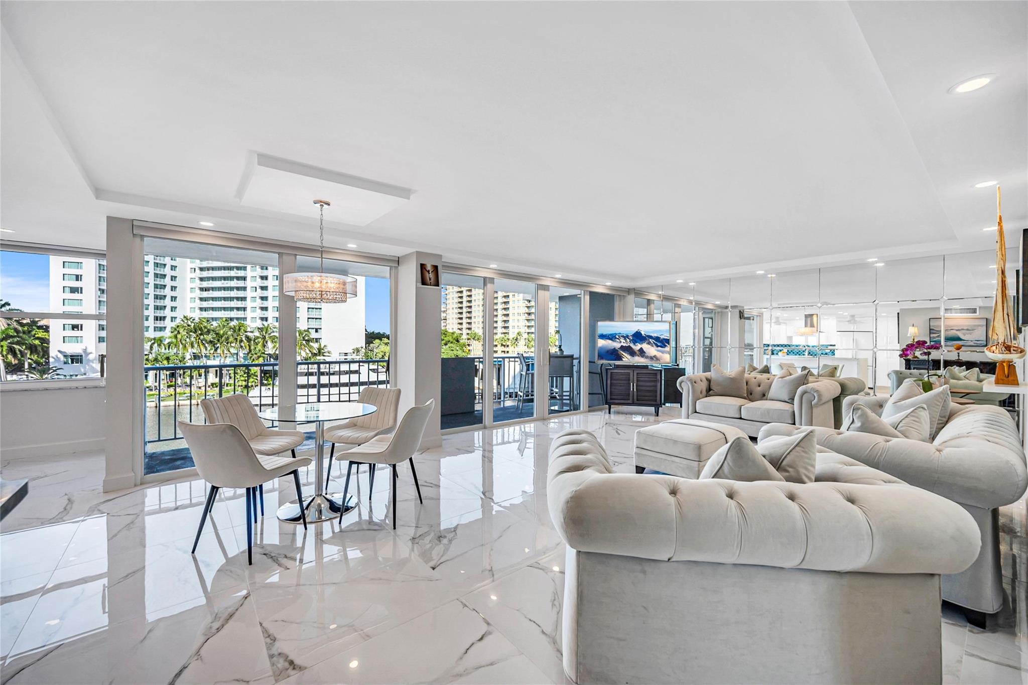 2800 E Sunrise Blvd 5B