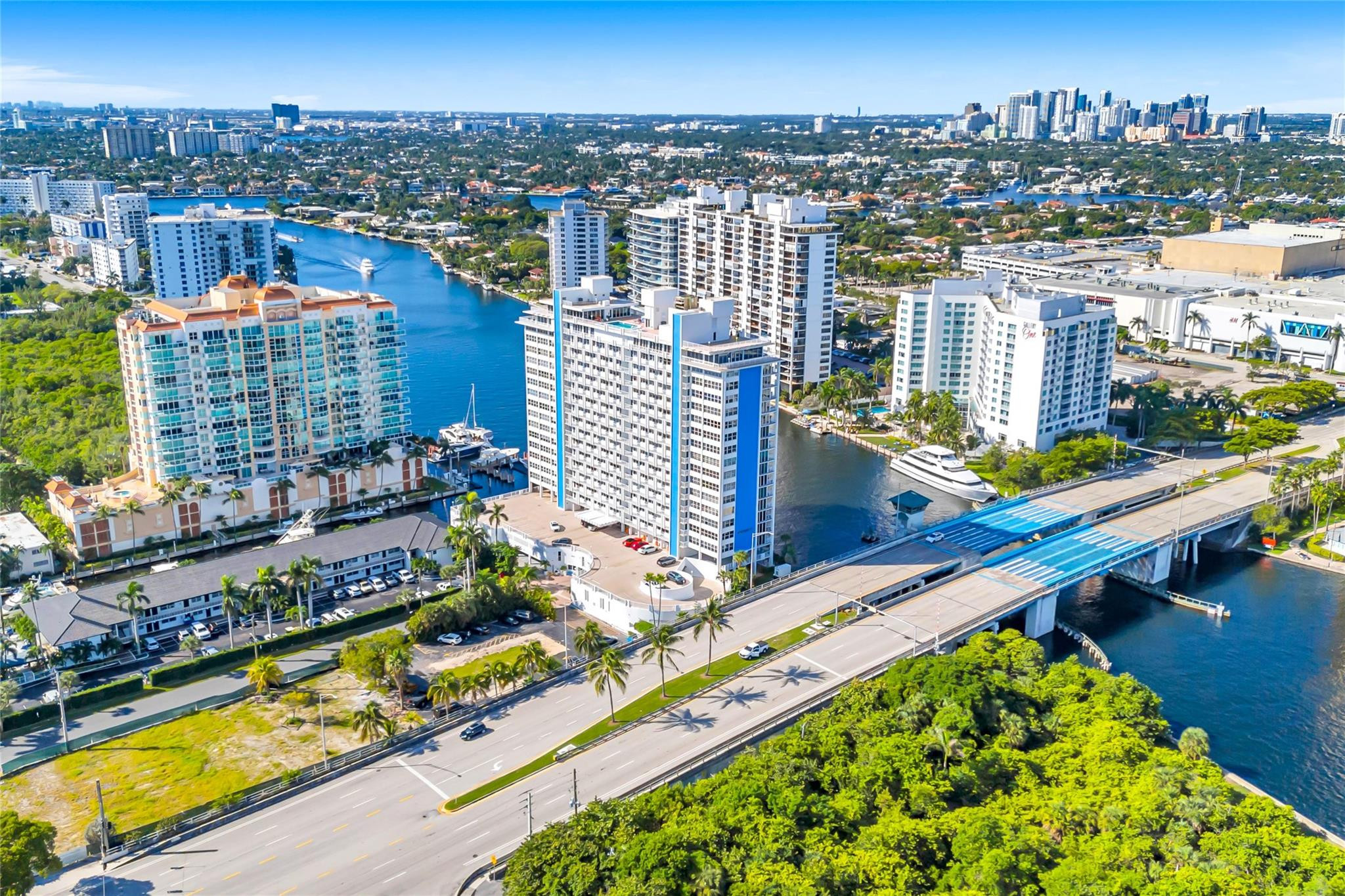 2800 E Sunrise Blvd 5B