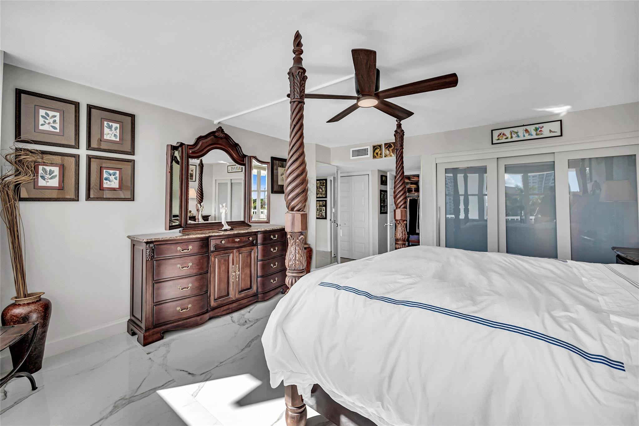 2800 E Sunrise Blvd 5B