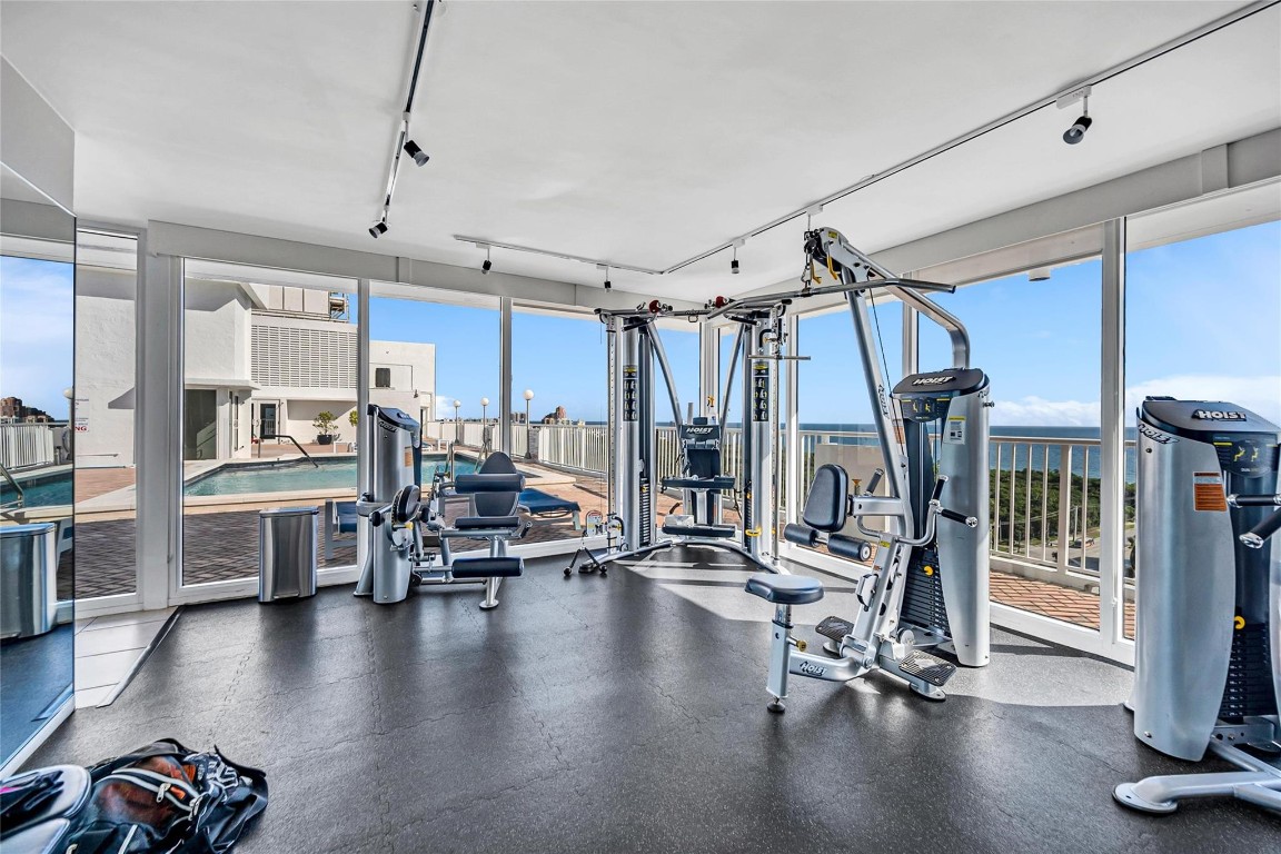 2800 E Sunrise Blvd 5B