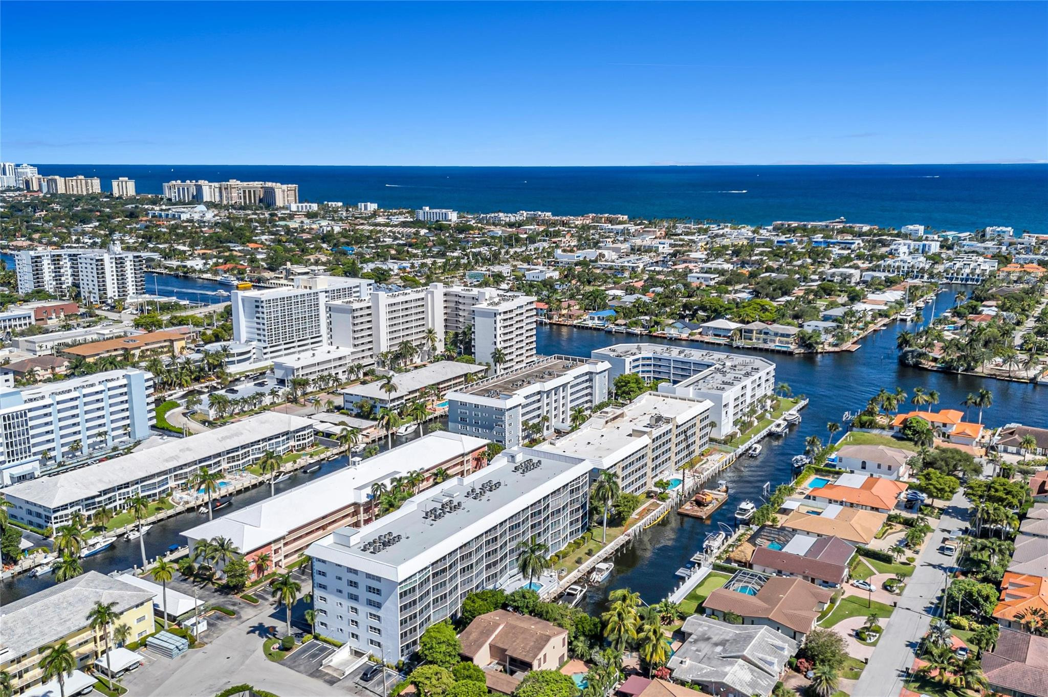 3050 NE 47th Ct 201