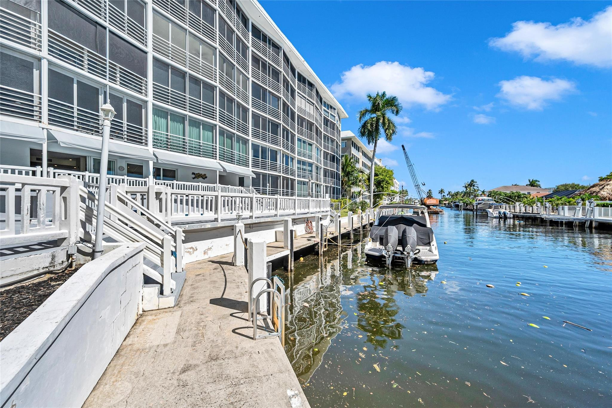 3050 NE 47th Ct 201