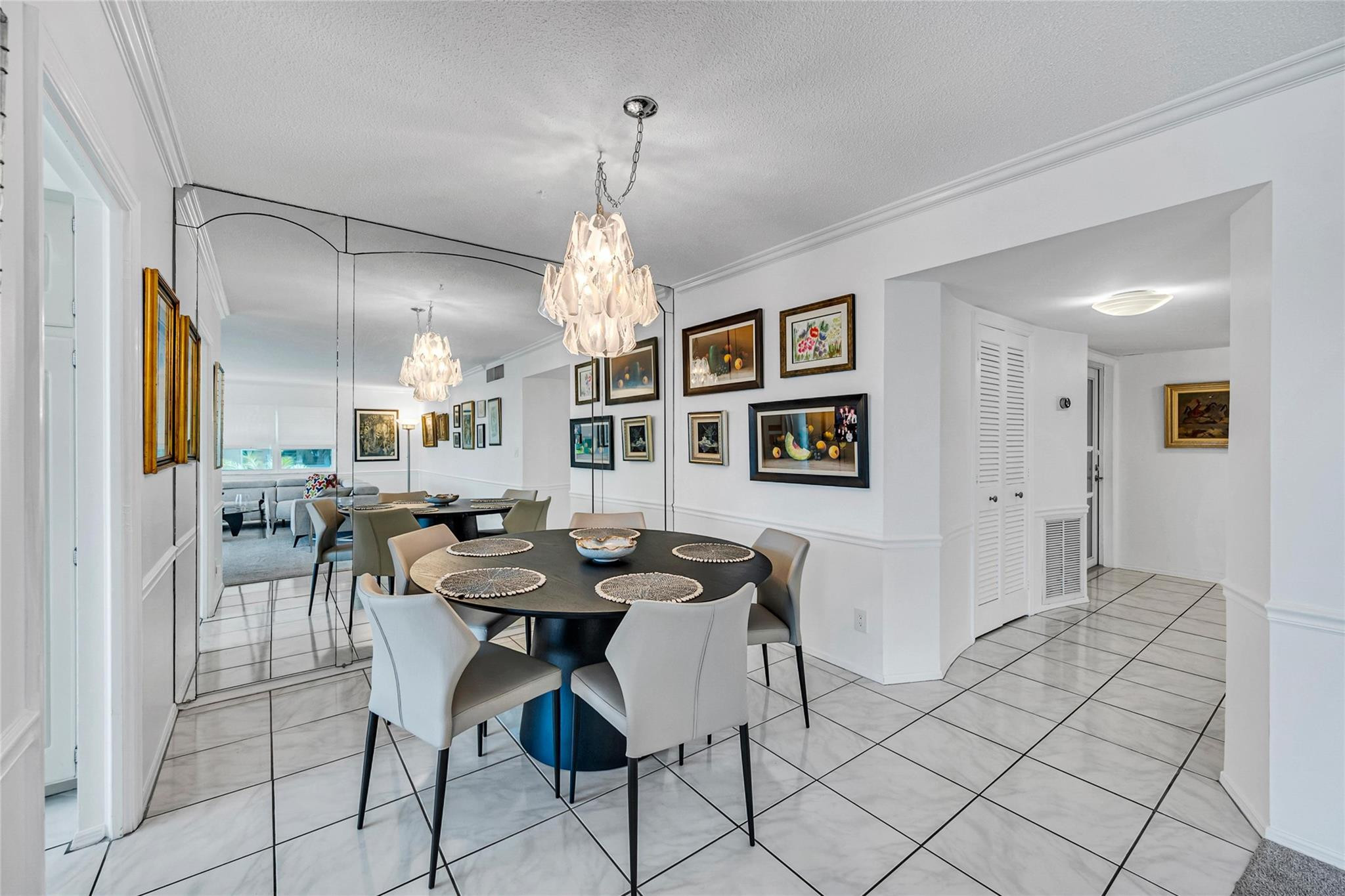 3050 NE 47th Ct 201