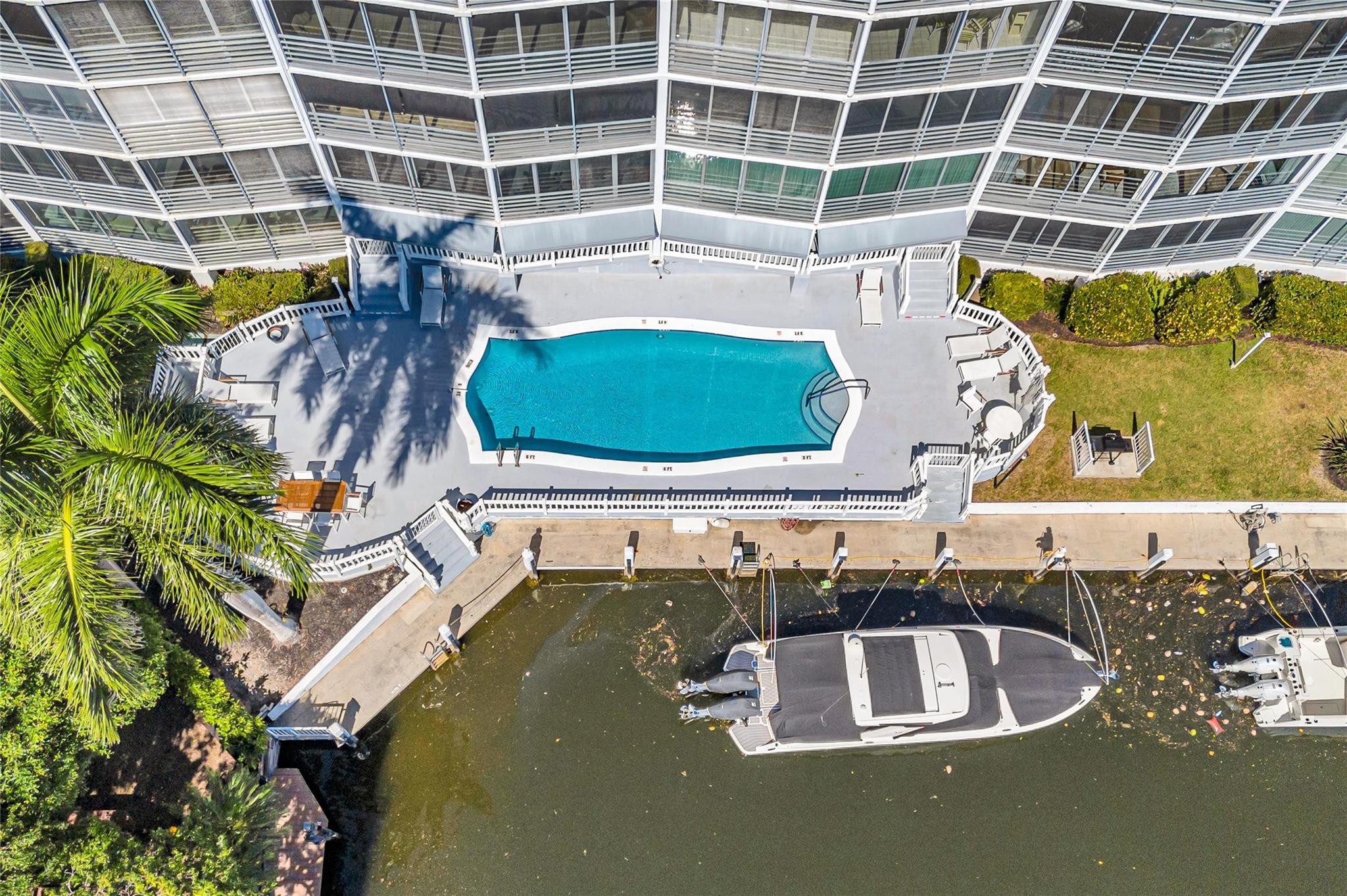 3050 NE 47th Ct 201