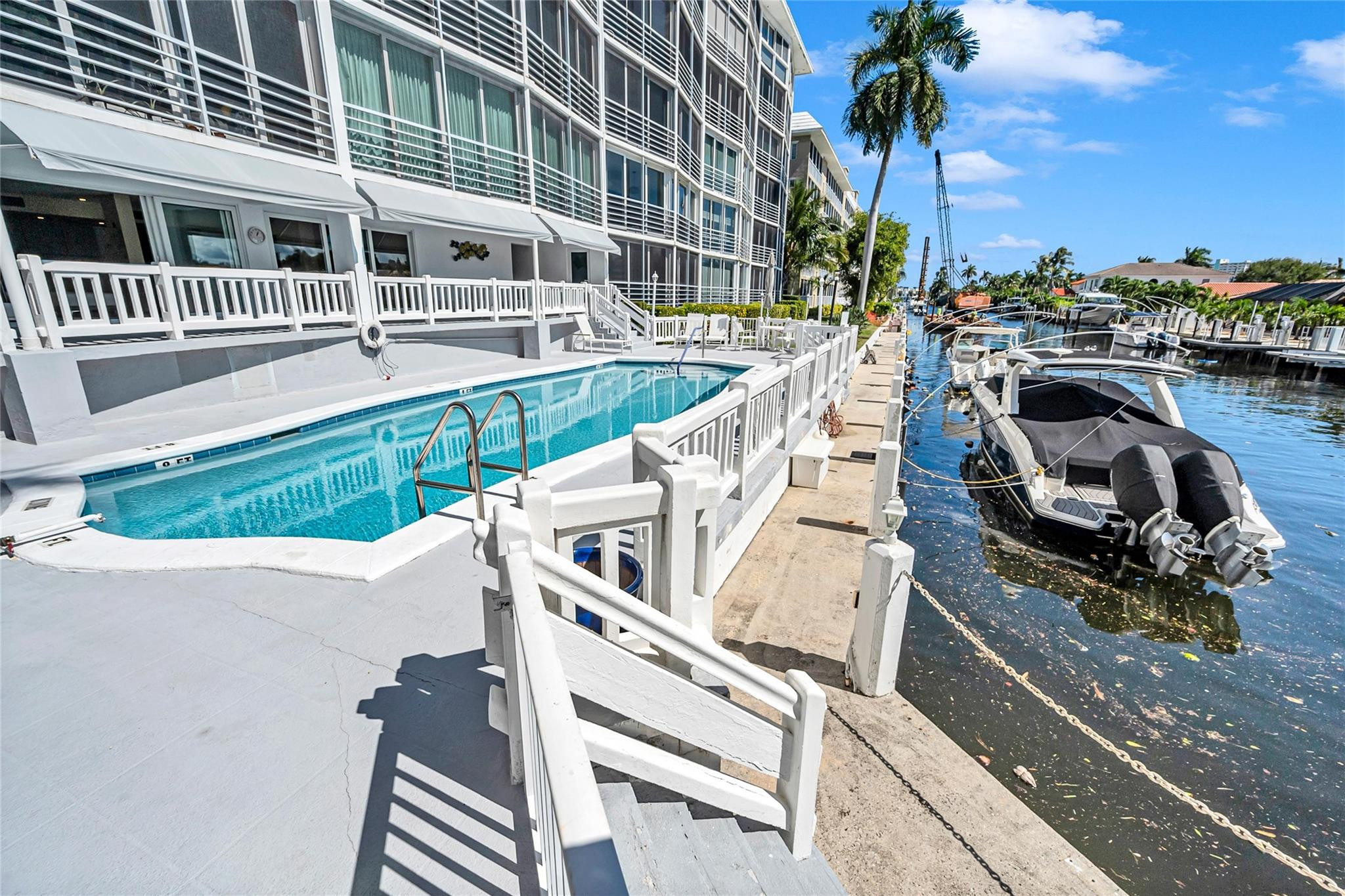 3050 NE 47th Ct 201