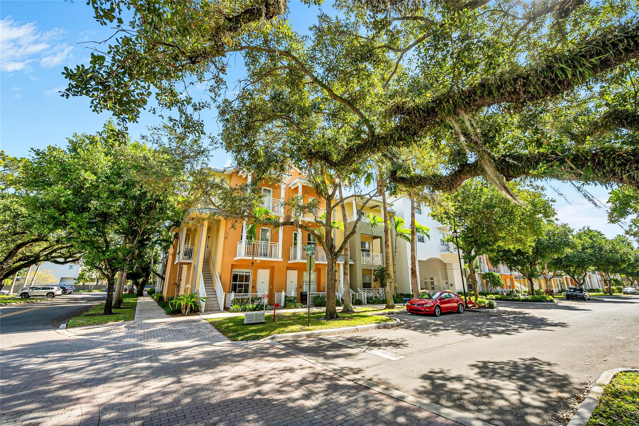 342 SW 13th Ter 342
