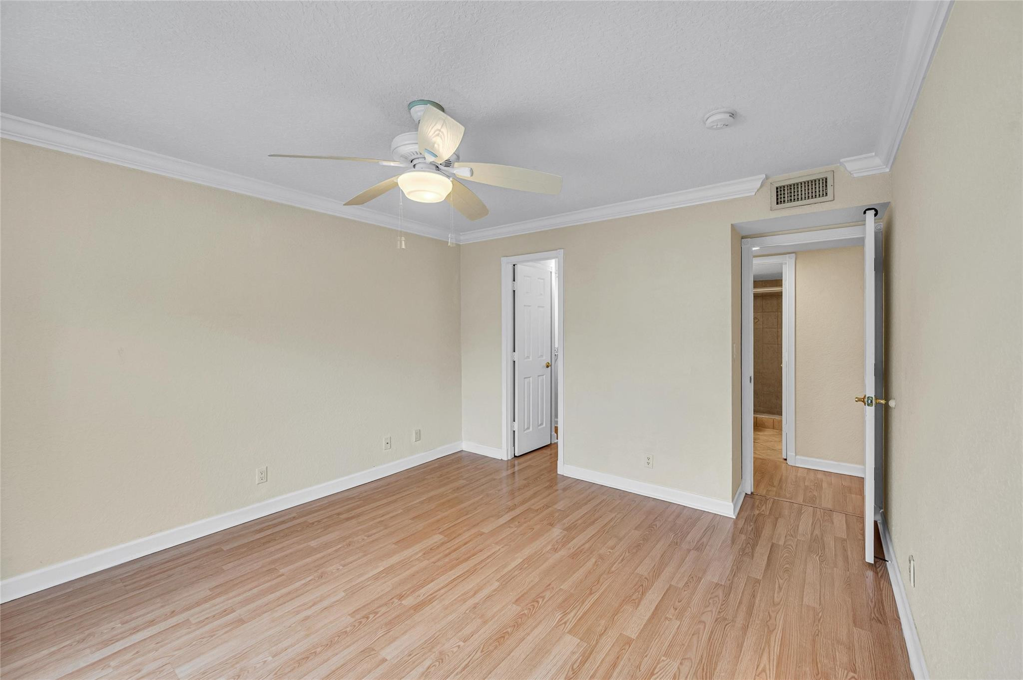 1515 E Broward Blvd 325