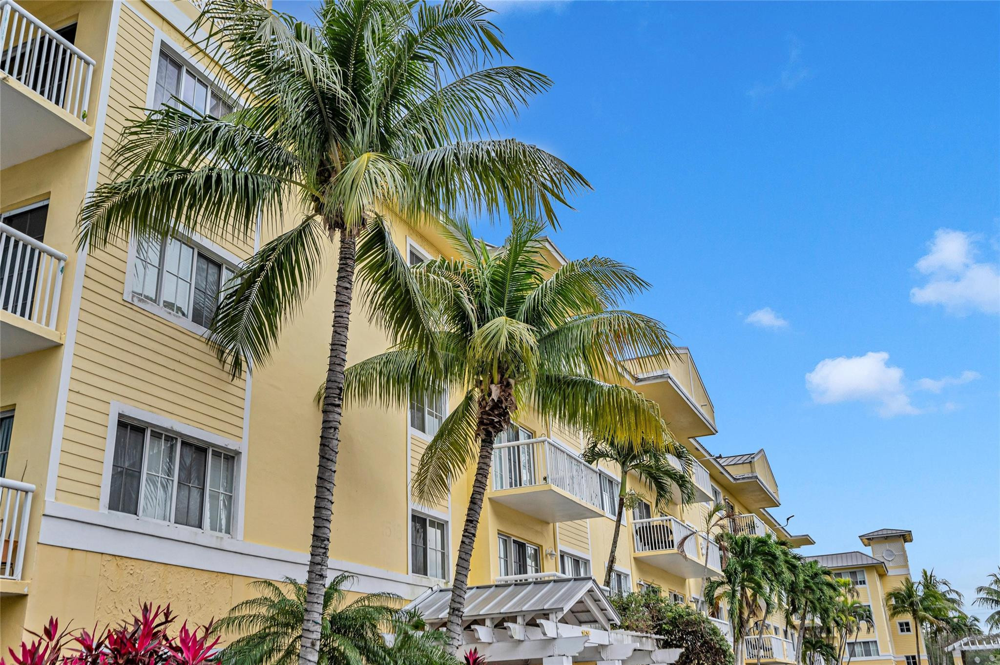 1515 E Broward Blvd 325