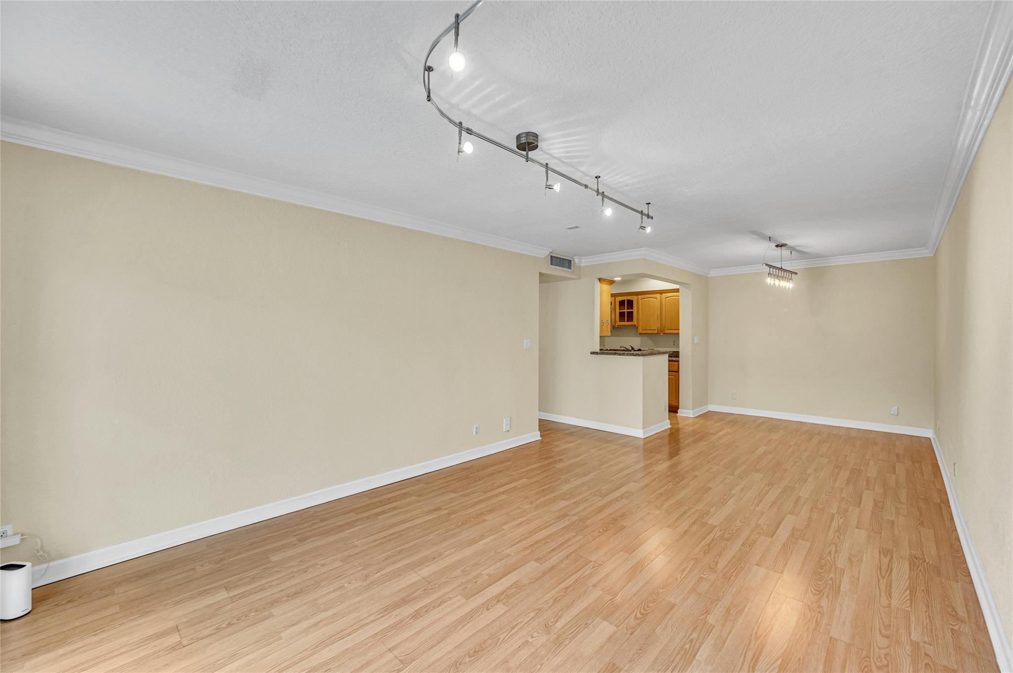 1515 E Broward Blvd 325