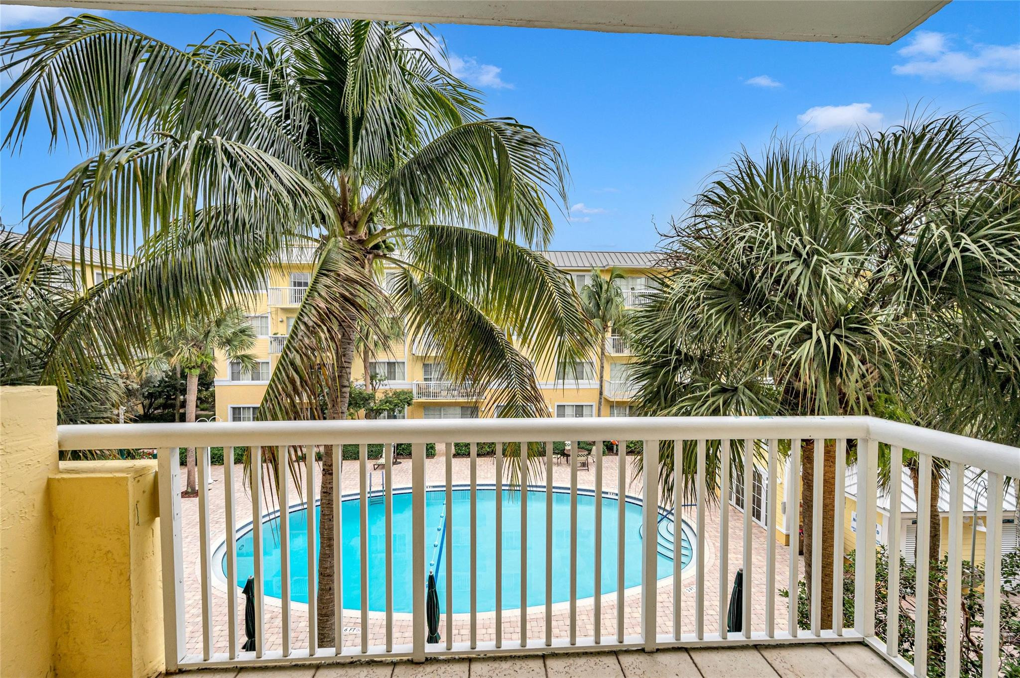 1515 E Broward Blvd 325