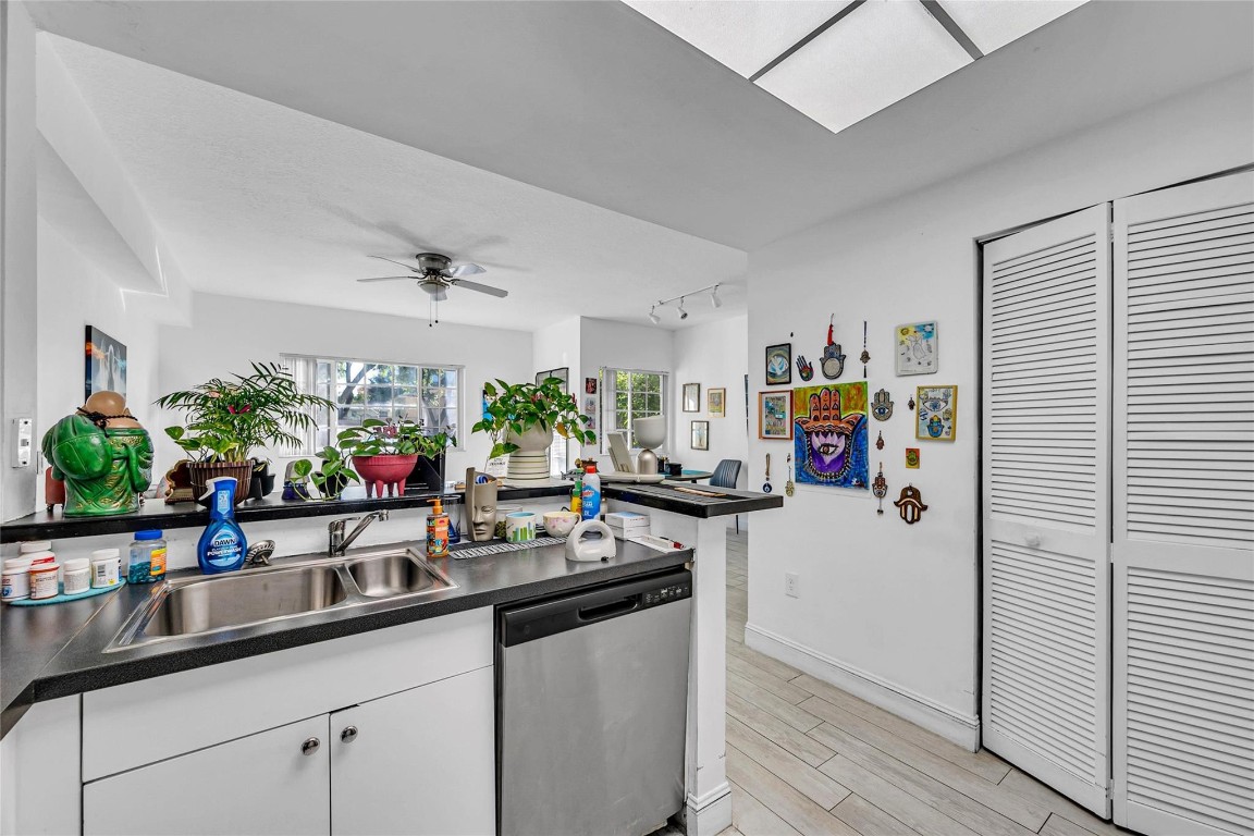 2015 SE 10th Ave 101