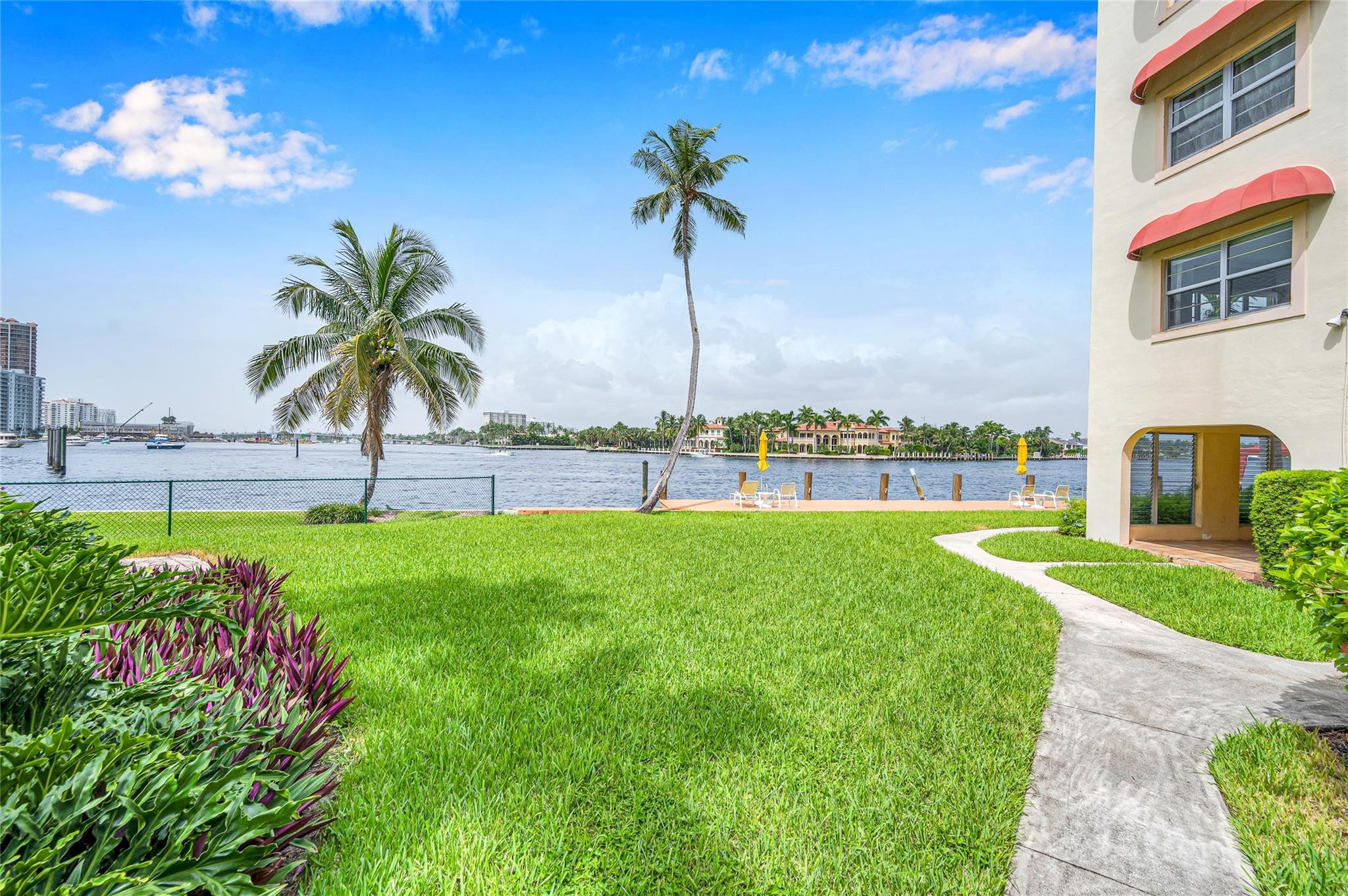 341 N Birch Rd 204