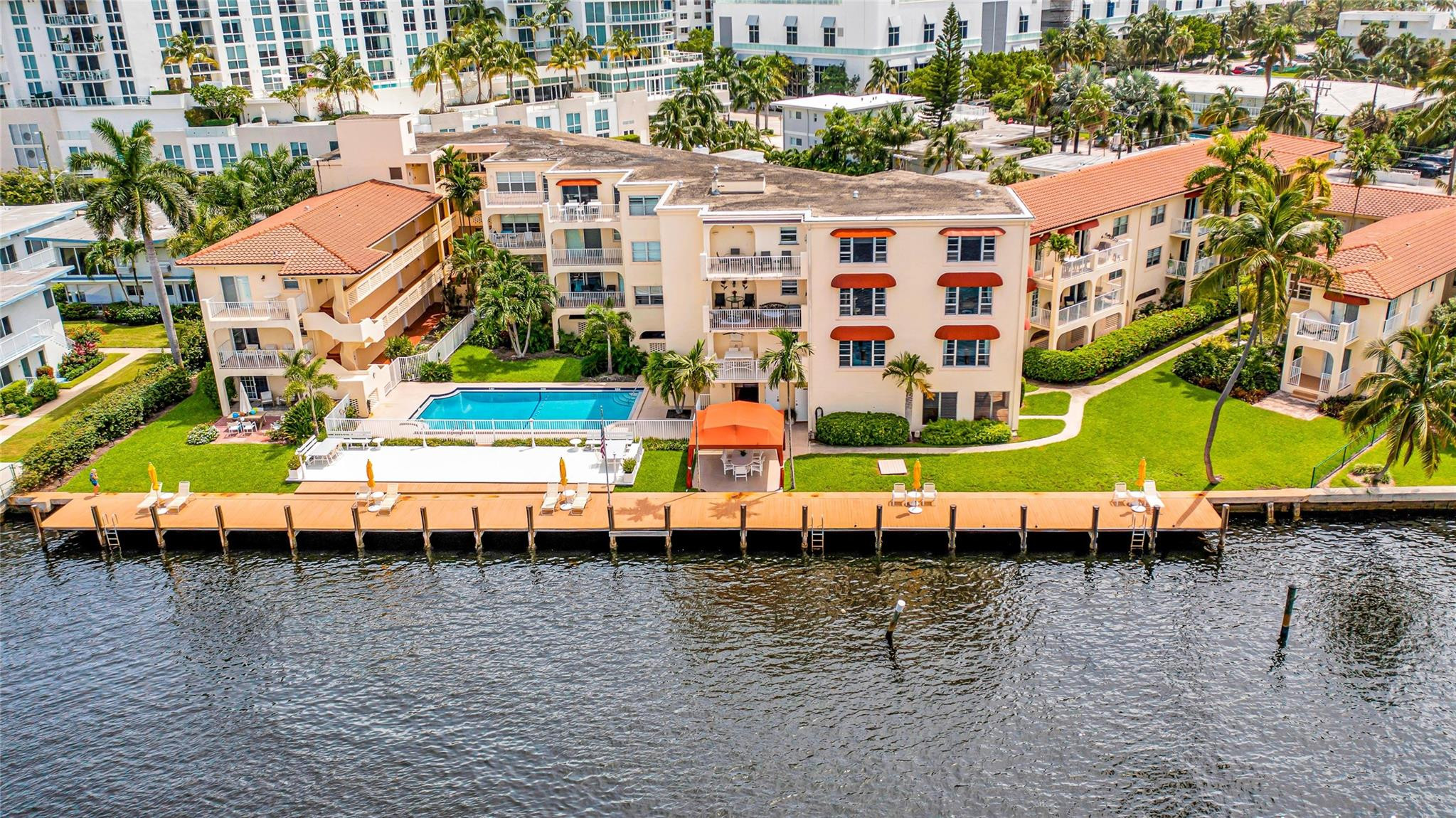 341 N Birch Rd 204