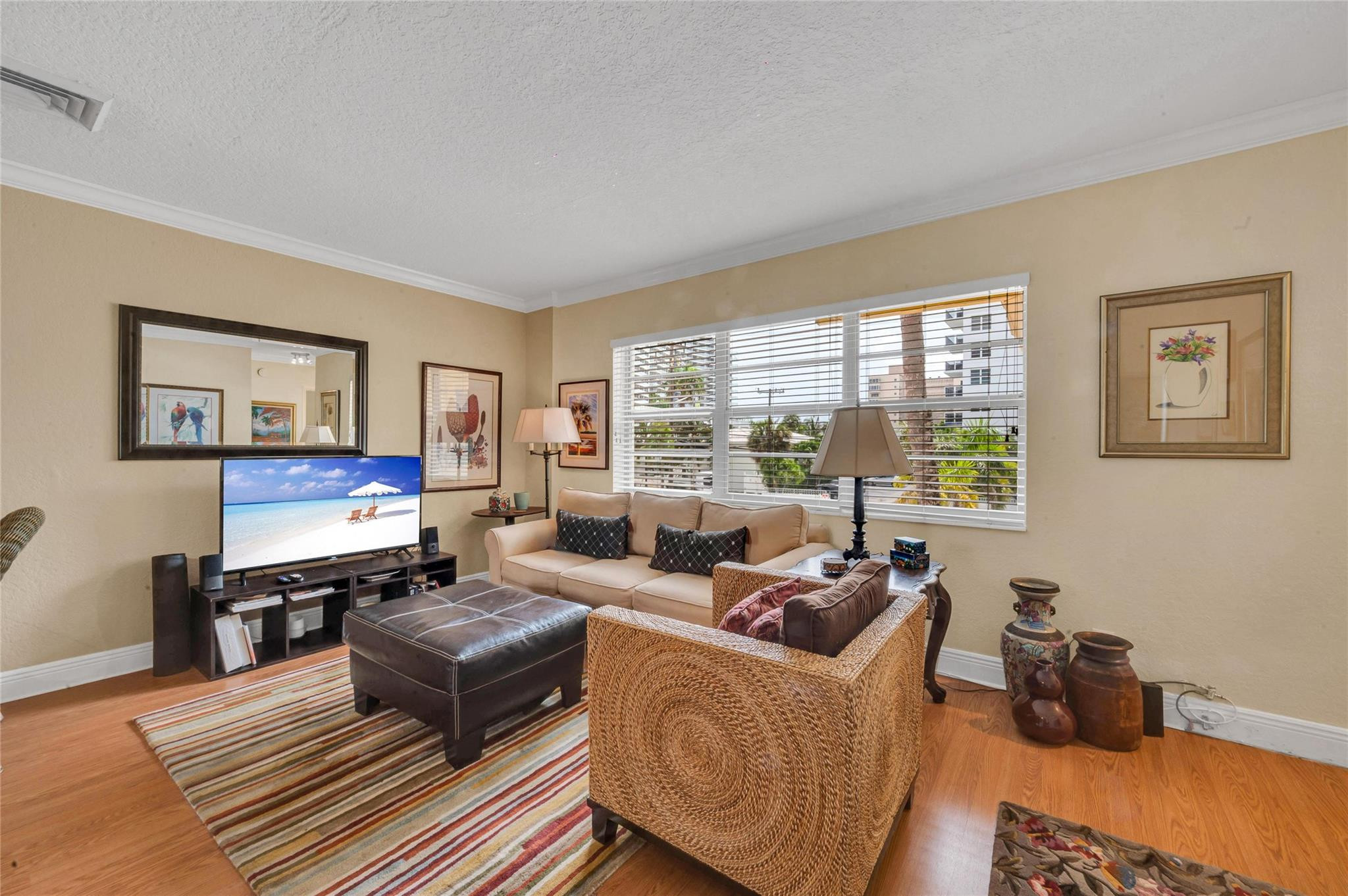 341 N Birch Rd 204