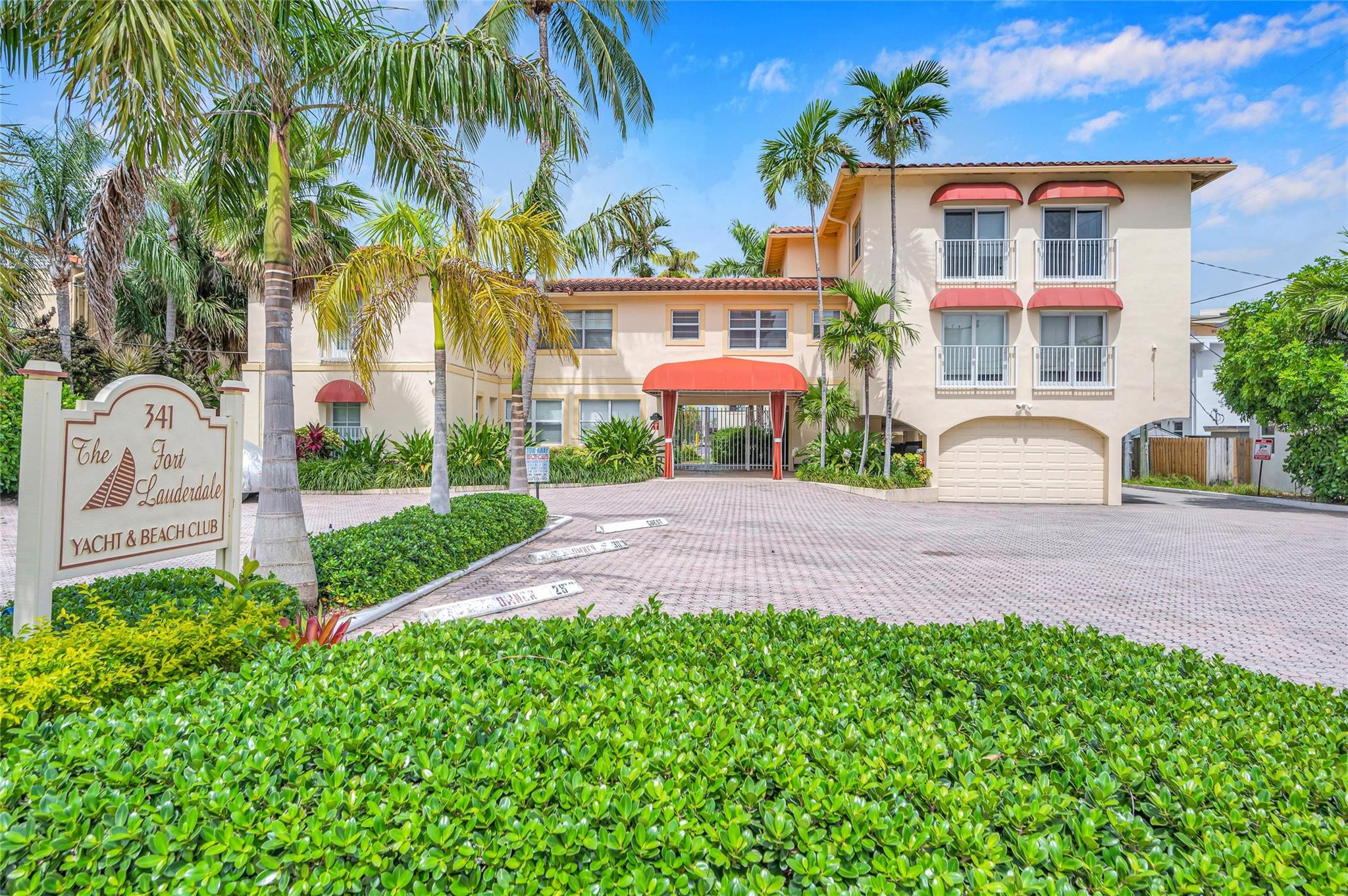 341 N Birch Rd 204